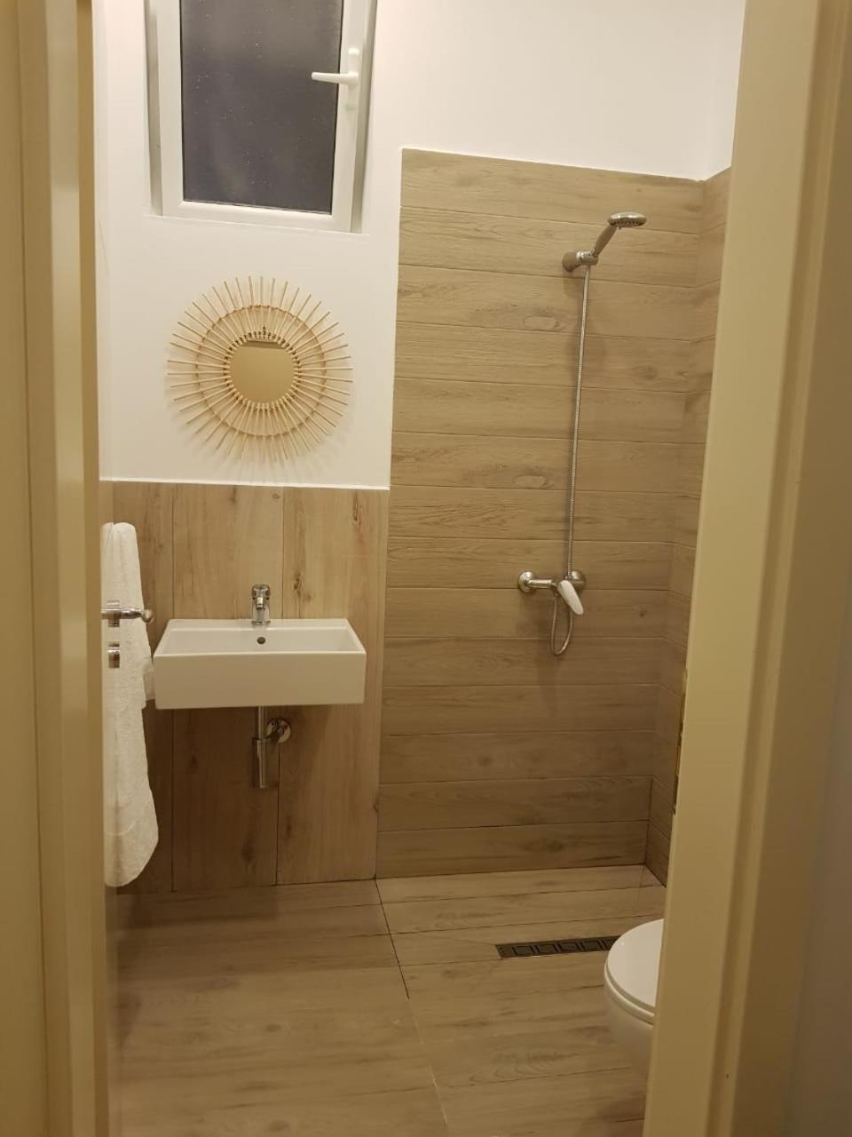 Dimitri Guest House
