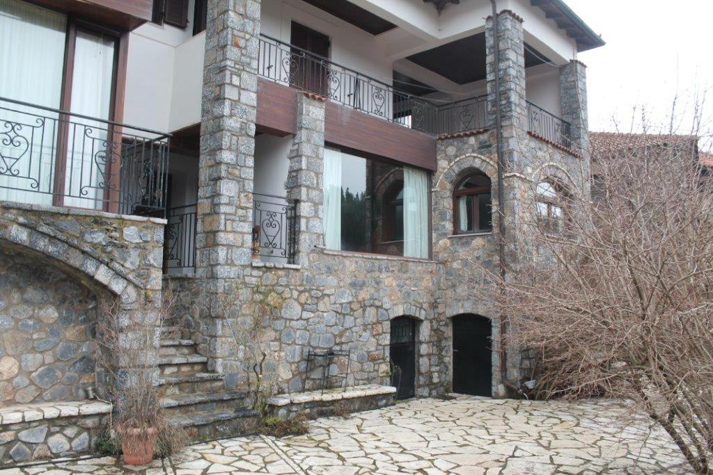 Elati's traditional and cosy home view 3