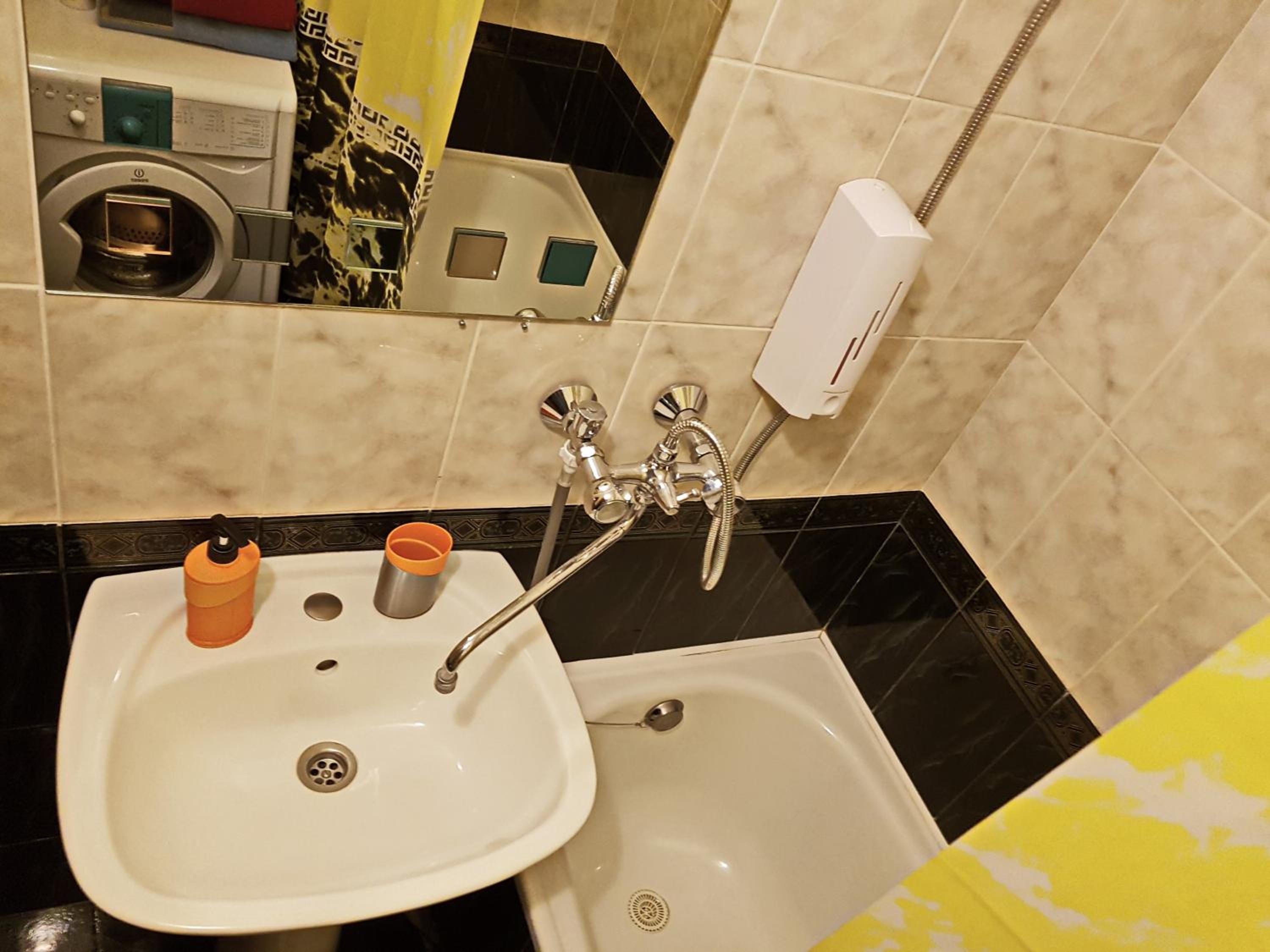 ApartLux 1
