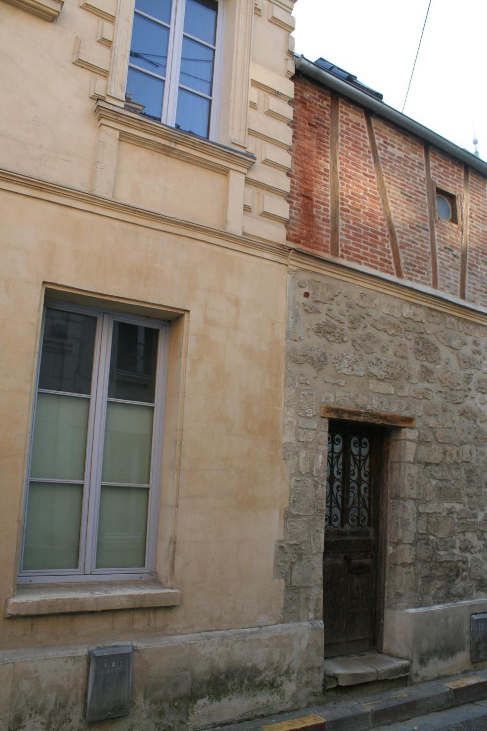 Photo 8