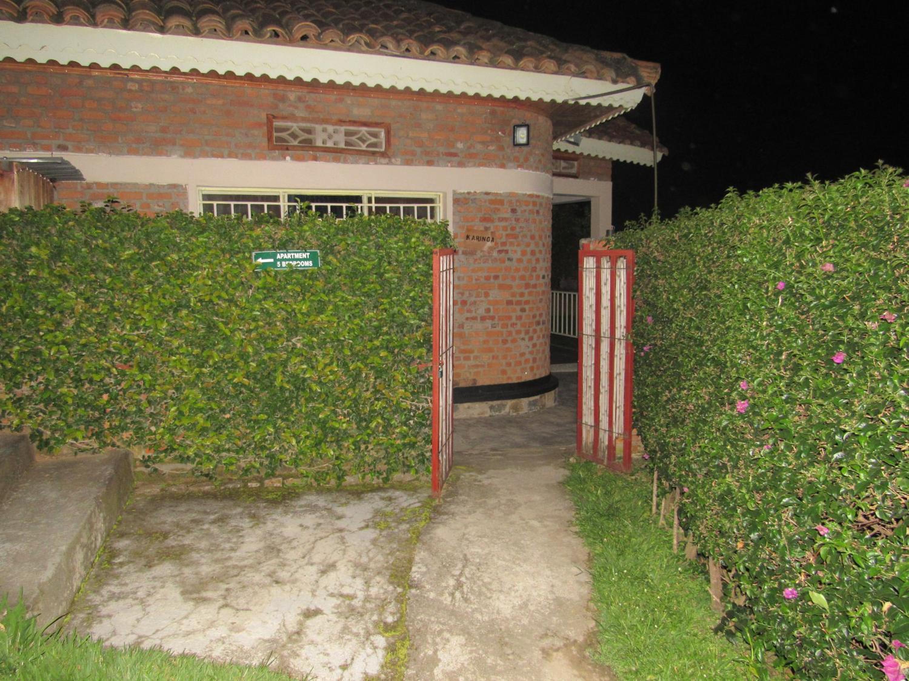 Photo 196