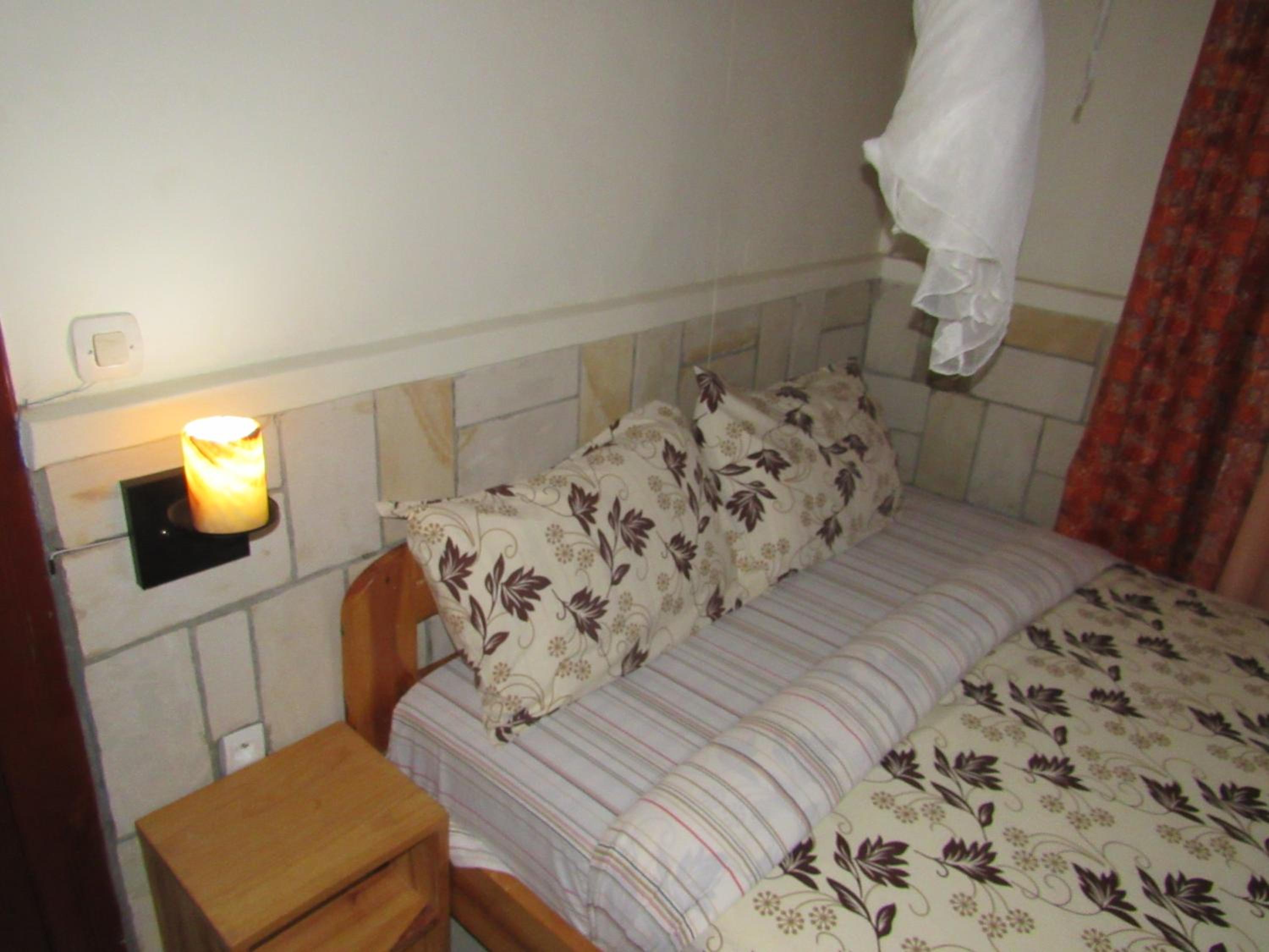 Photo 32