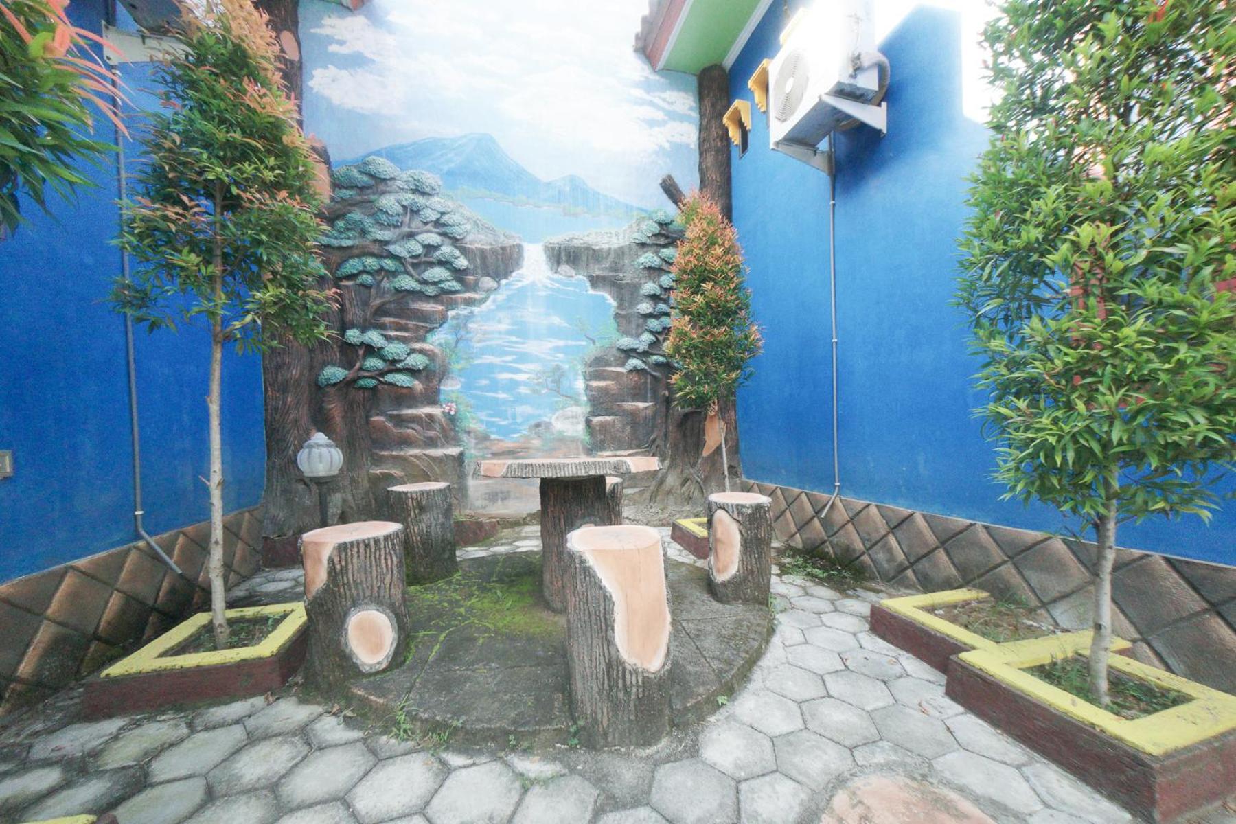 RedDoorz Syariah near Mall Roxy Banyuwangi 2, Banyuwangi - 16
