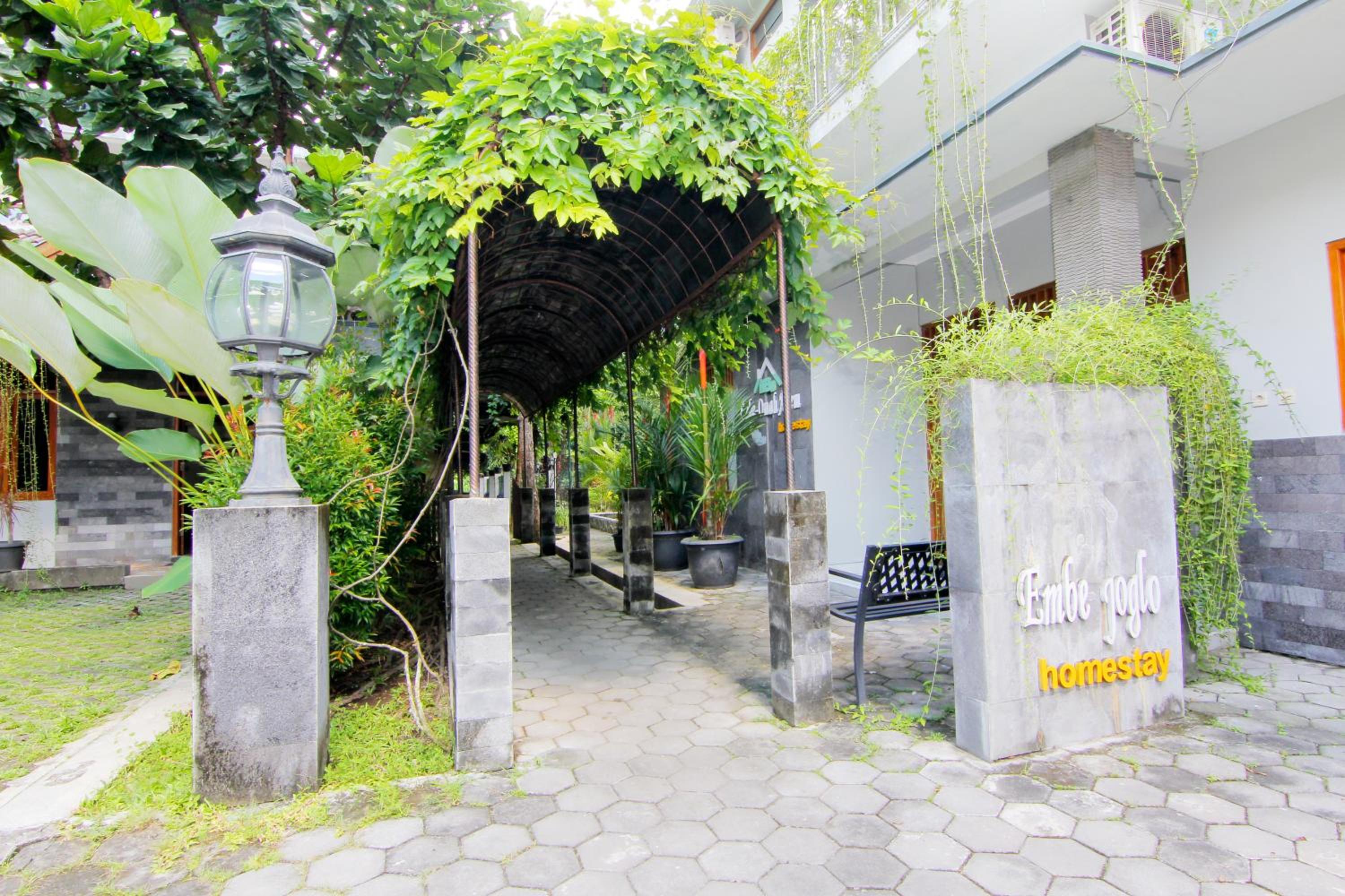 Embe Joglo Homestay view 3