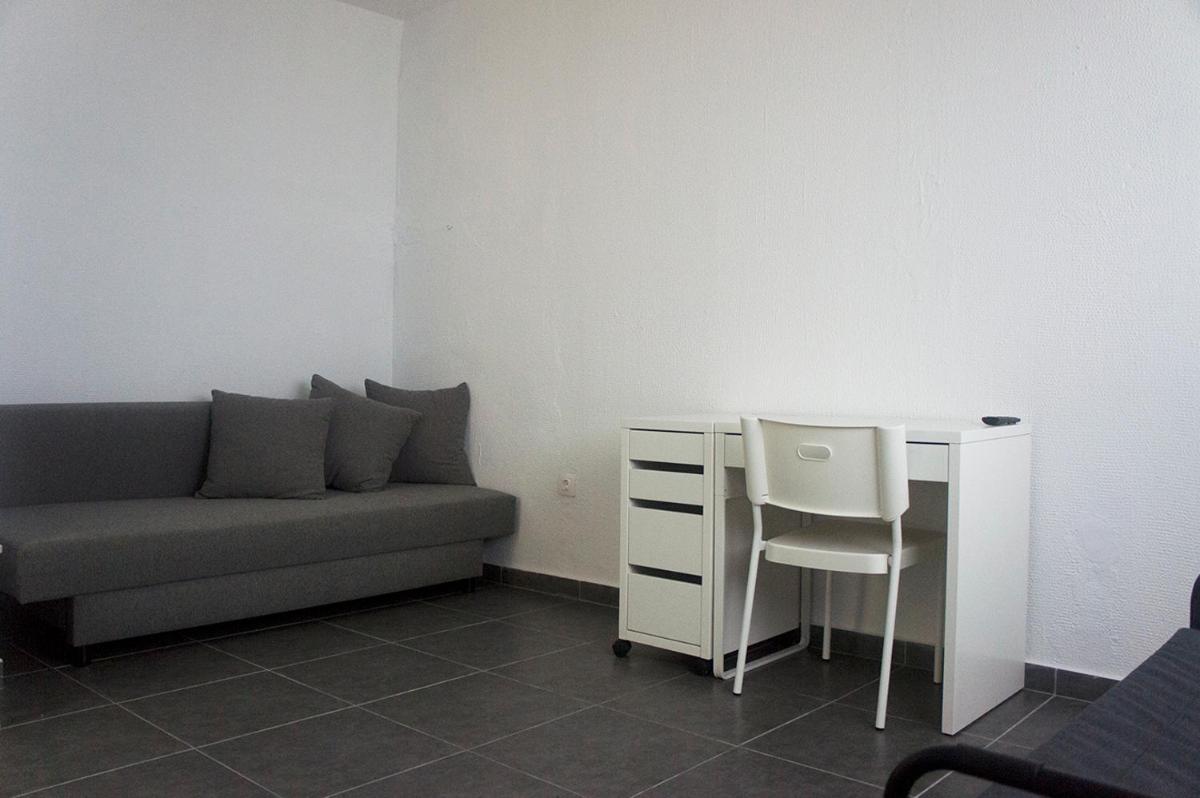 Photo 7
