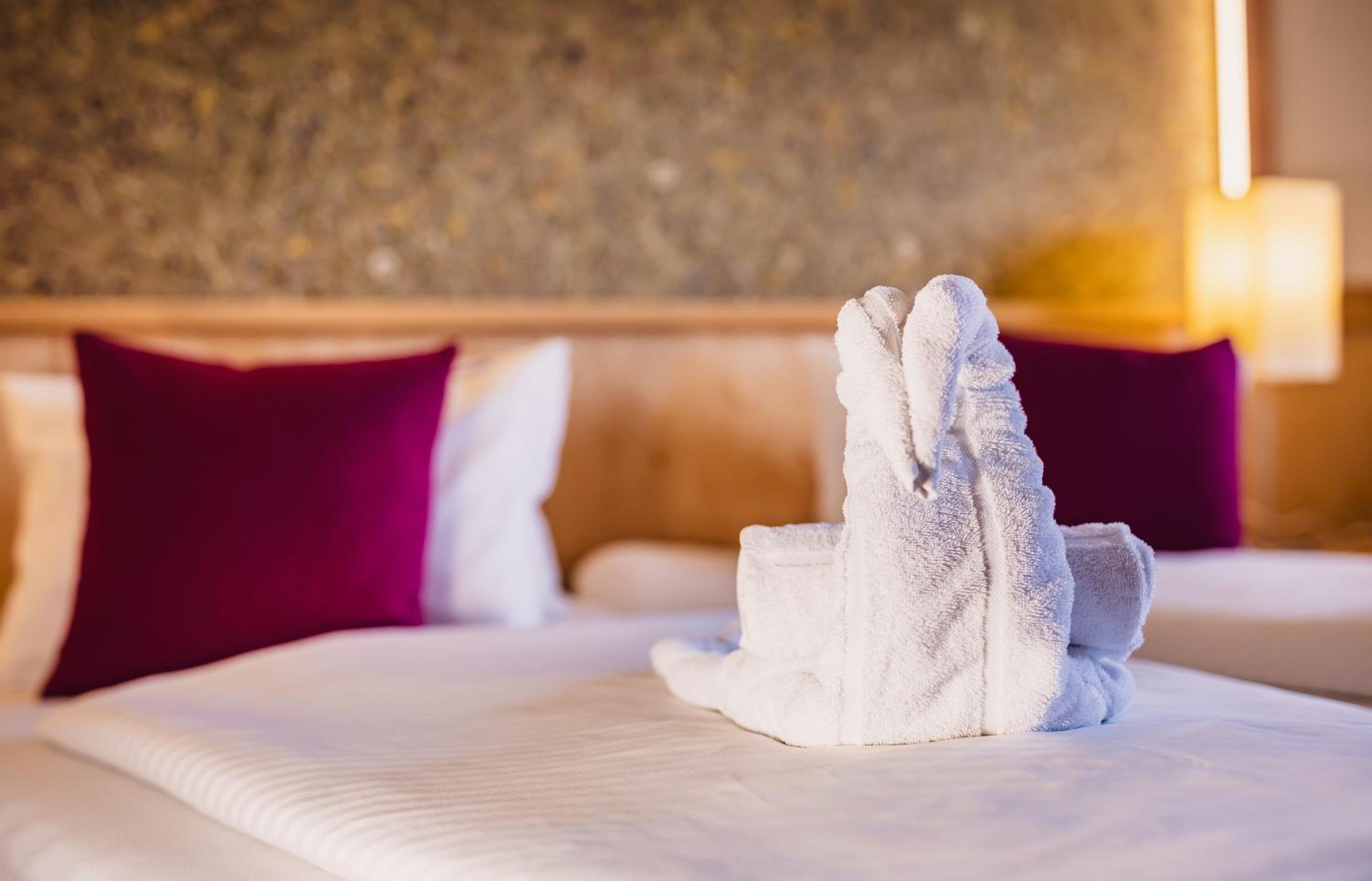 Panorama Hotel Guggenbichl - inkl Sommerkarte, einmaliger Eintritt ins Tauern Spa & bester Ausblick über Kaprun