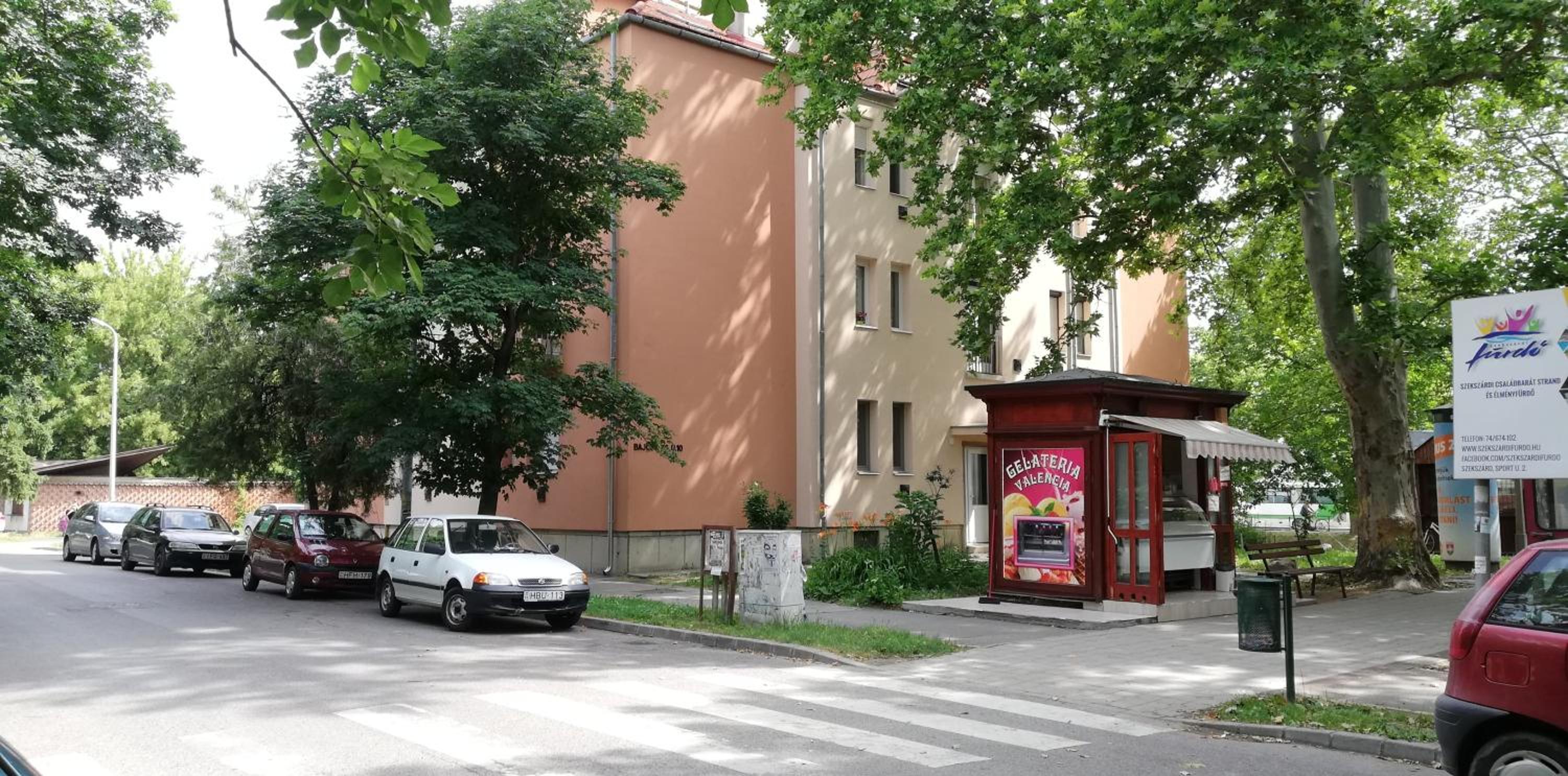 Photo 10