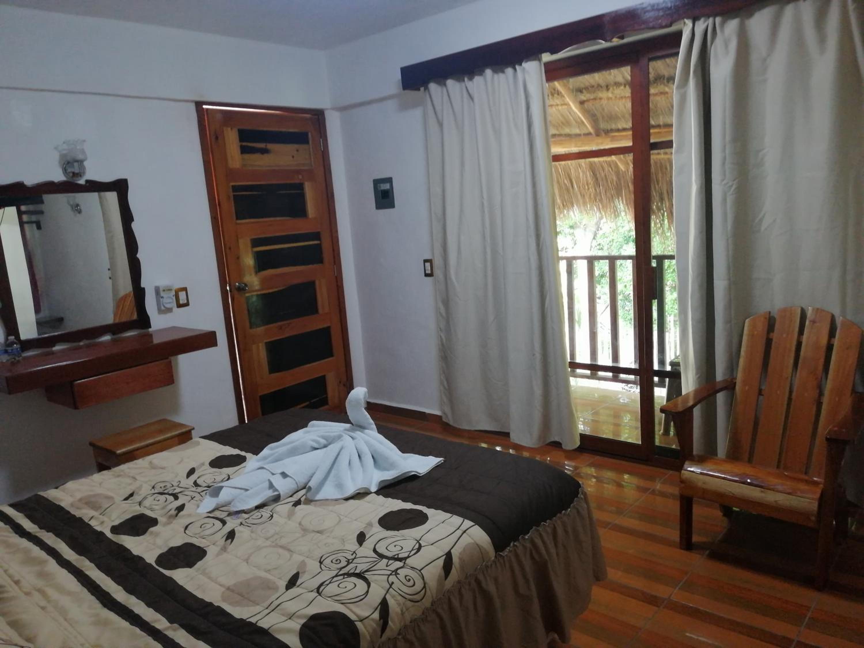 Casa CheJum Bacalar view 4
