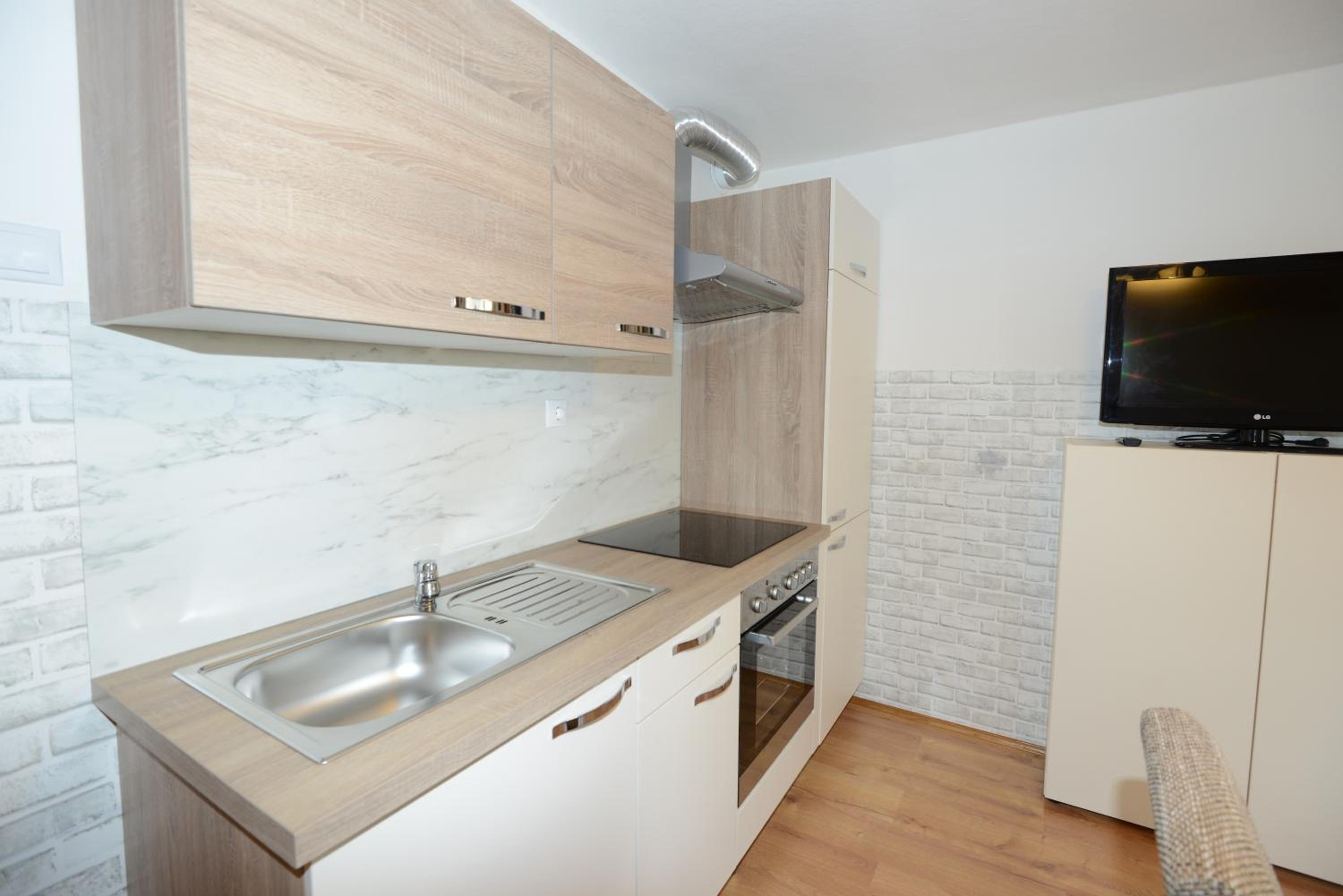 Brane & Jaka Apartments view 4