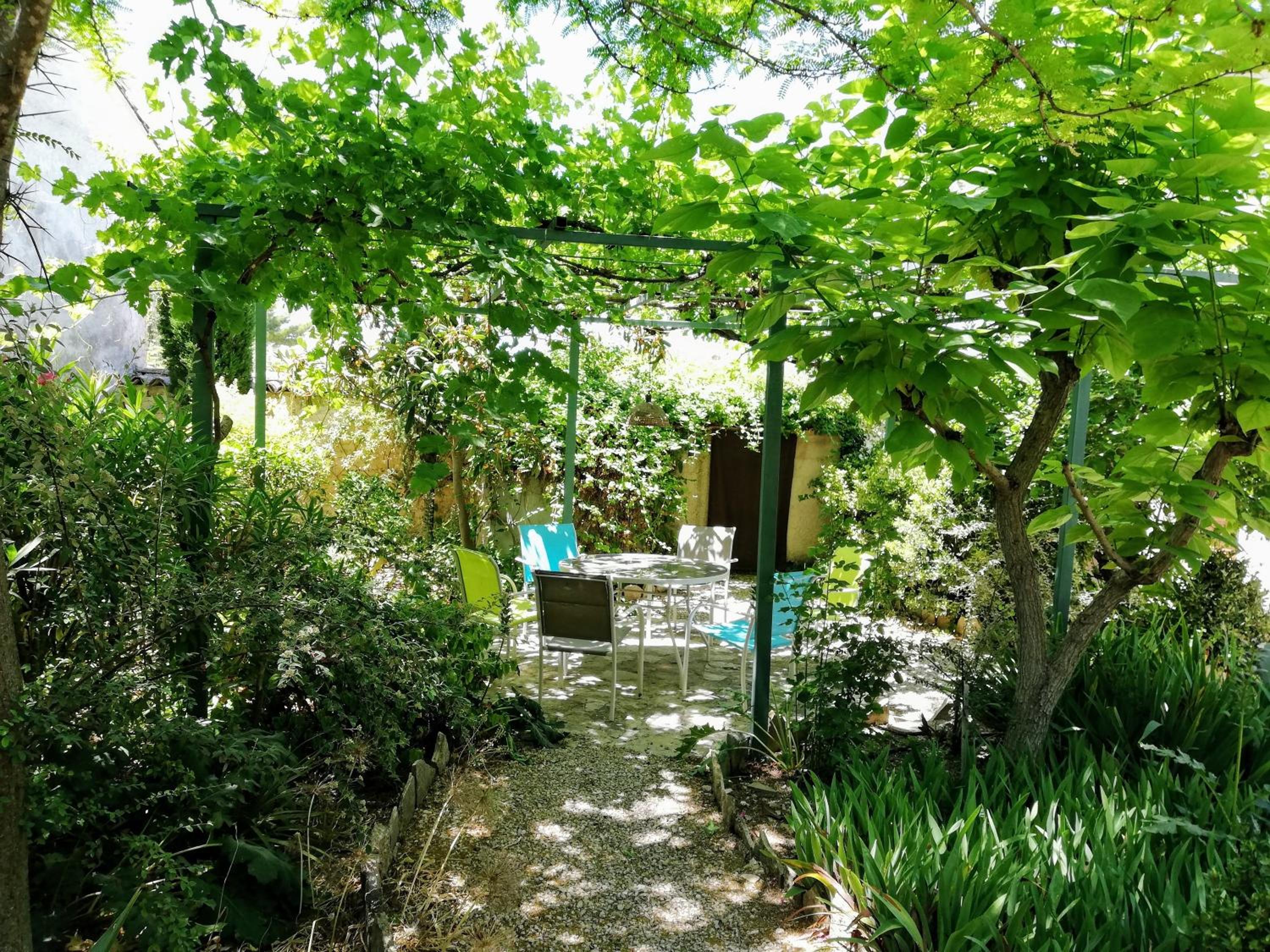 Photo 18