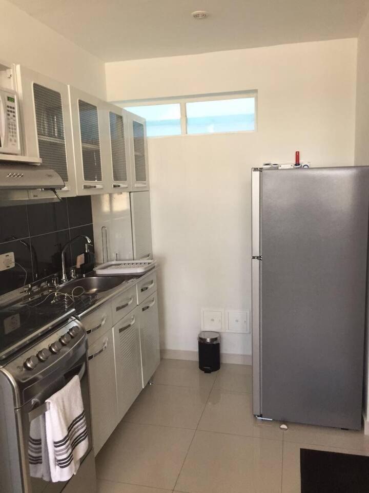 SPACIOUS STUDIO CENTRAL LOCATION (201) view 3