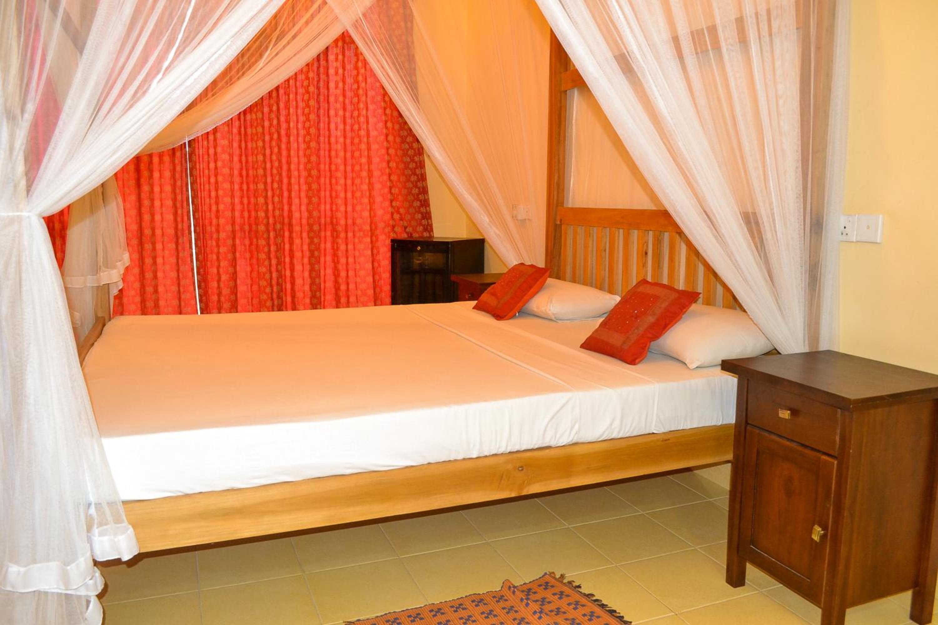 Hotel Marine at Negombo Beach