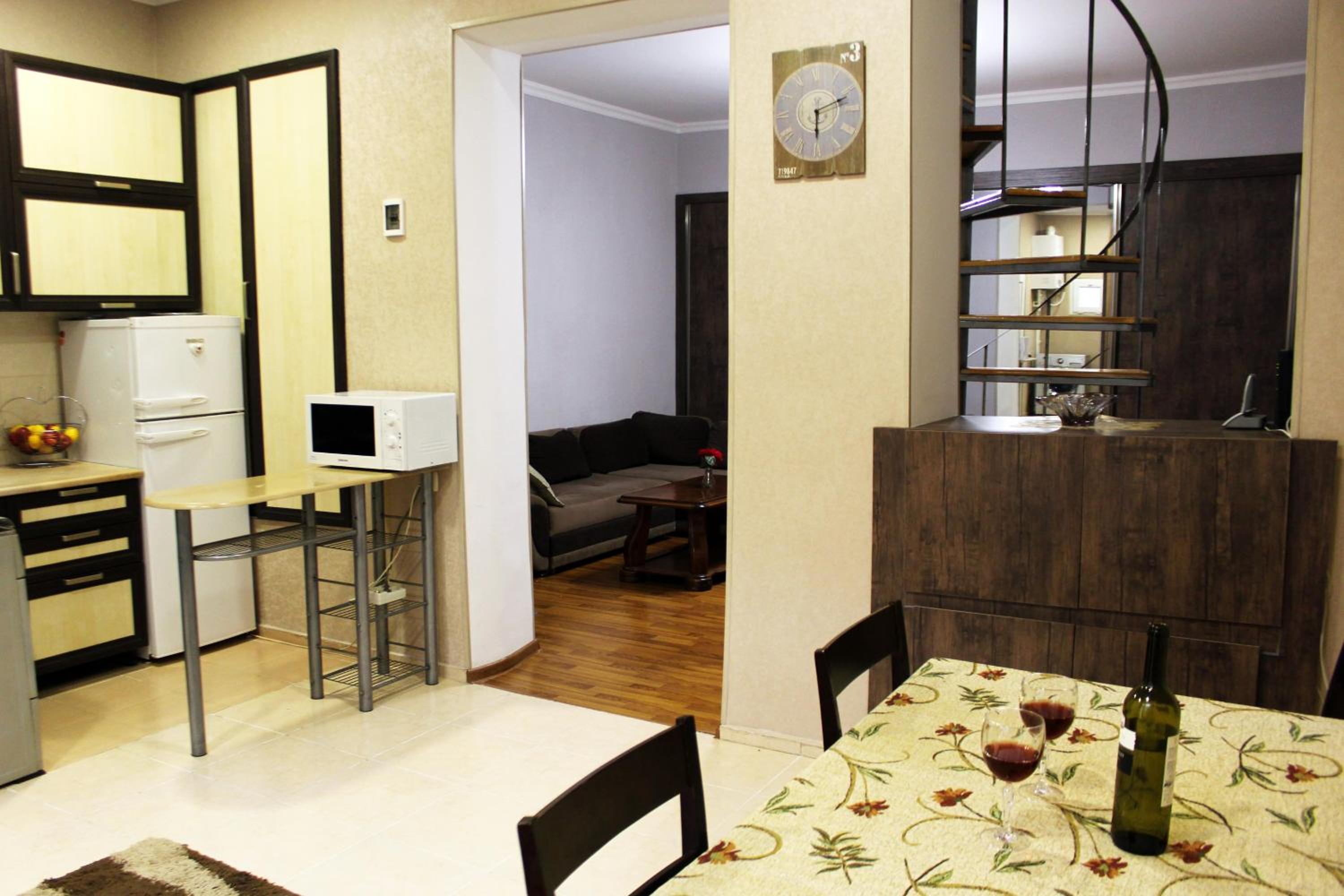 Old Tbilisi apartment view 3