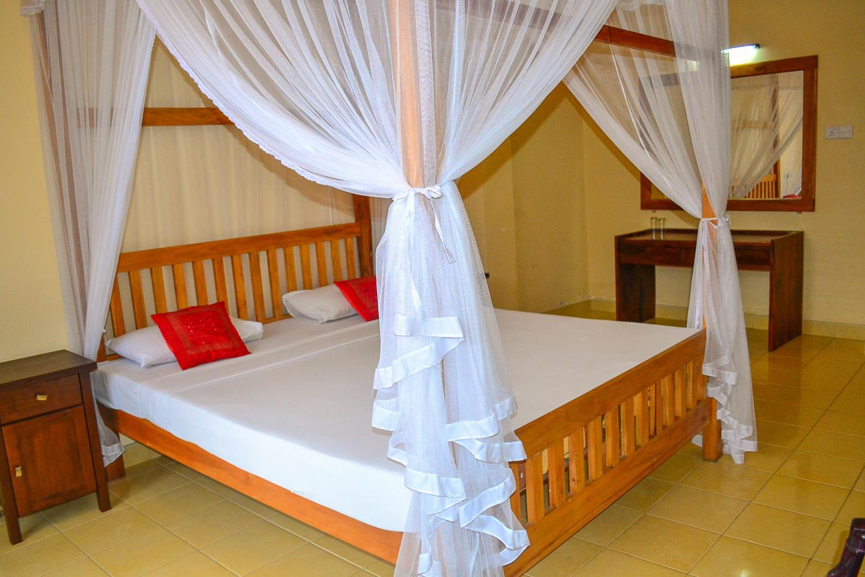 Hotel Marine at Negombo Beach
