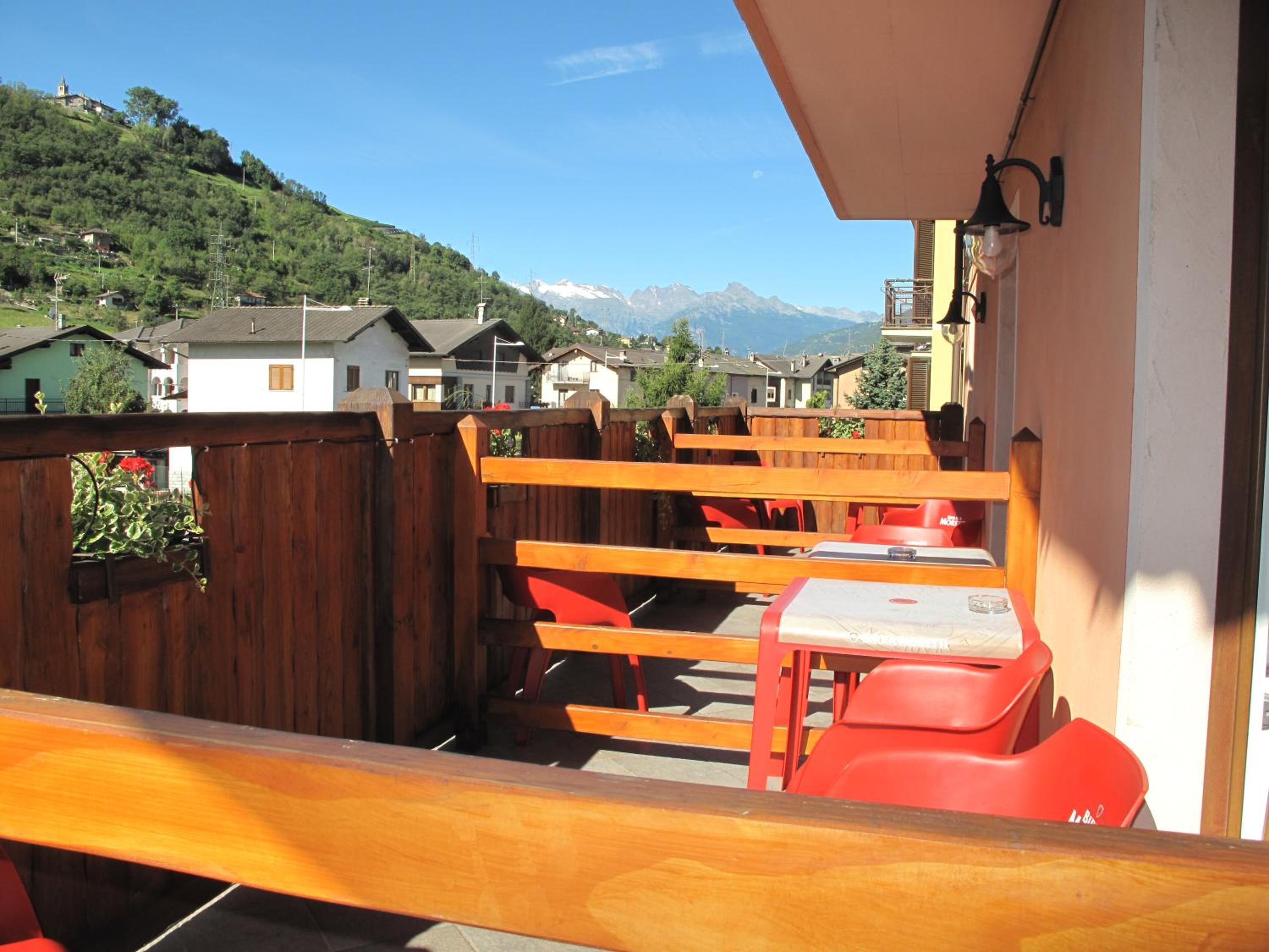 Sottosopra Alps Apartments & Rooms Ski & Bike room view 3