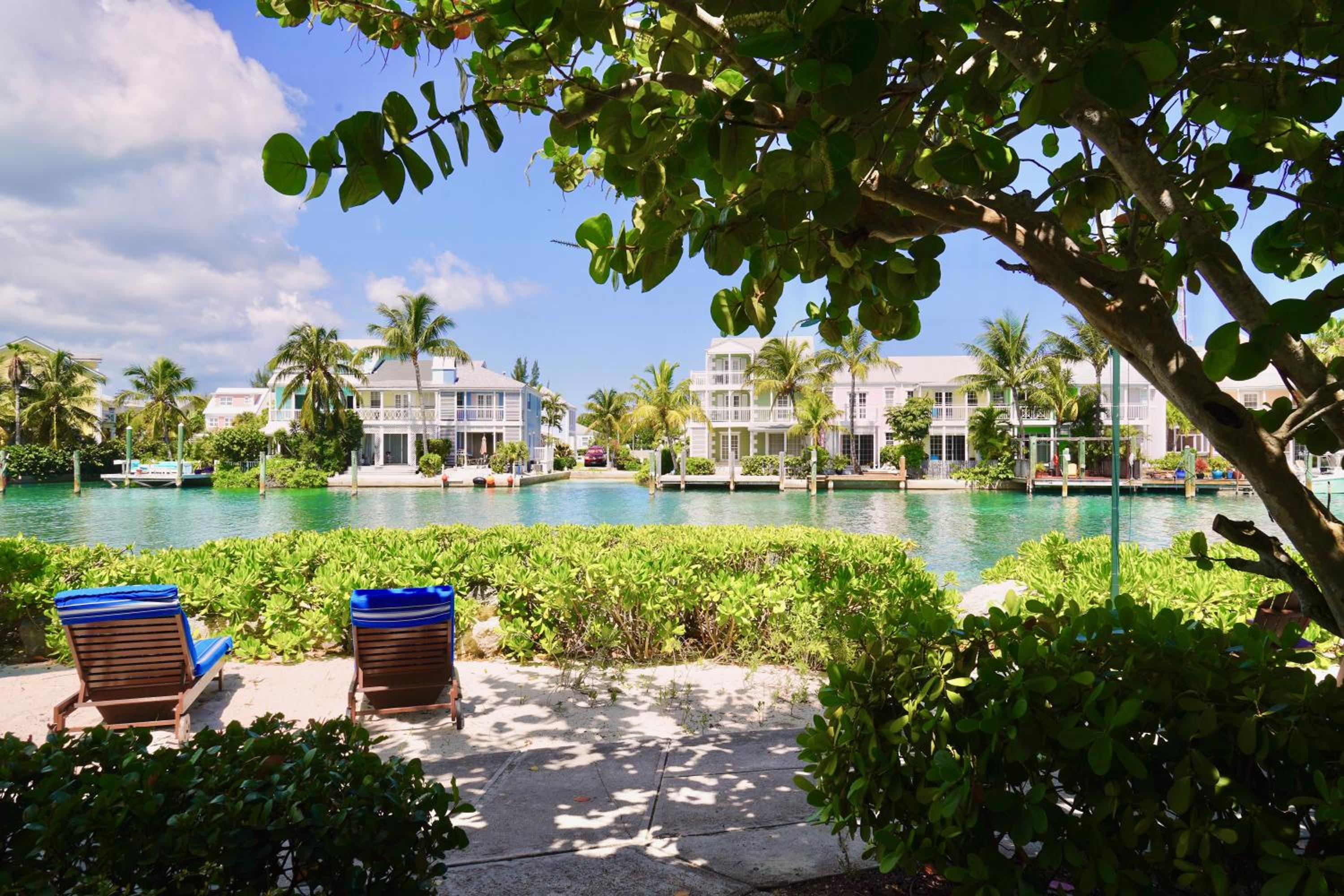 Photo 17 sur 58 de Sandyport Beach Resort