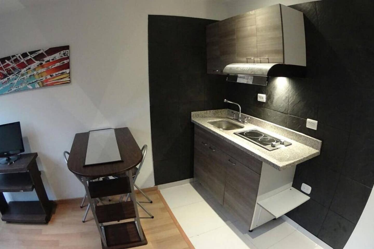 COSY STUDIO APARTMENT GREAT LOCATION (203) view 4