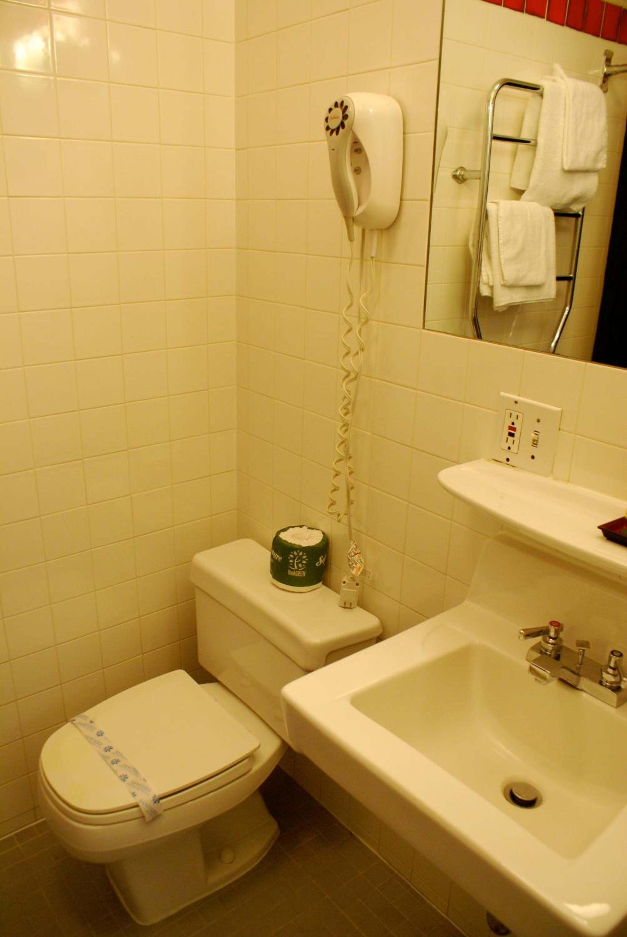 Touchstone Hotel - City Center photo 4