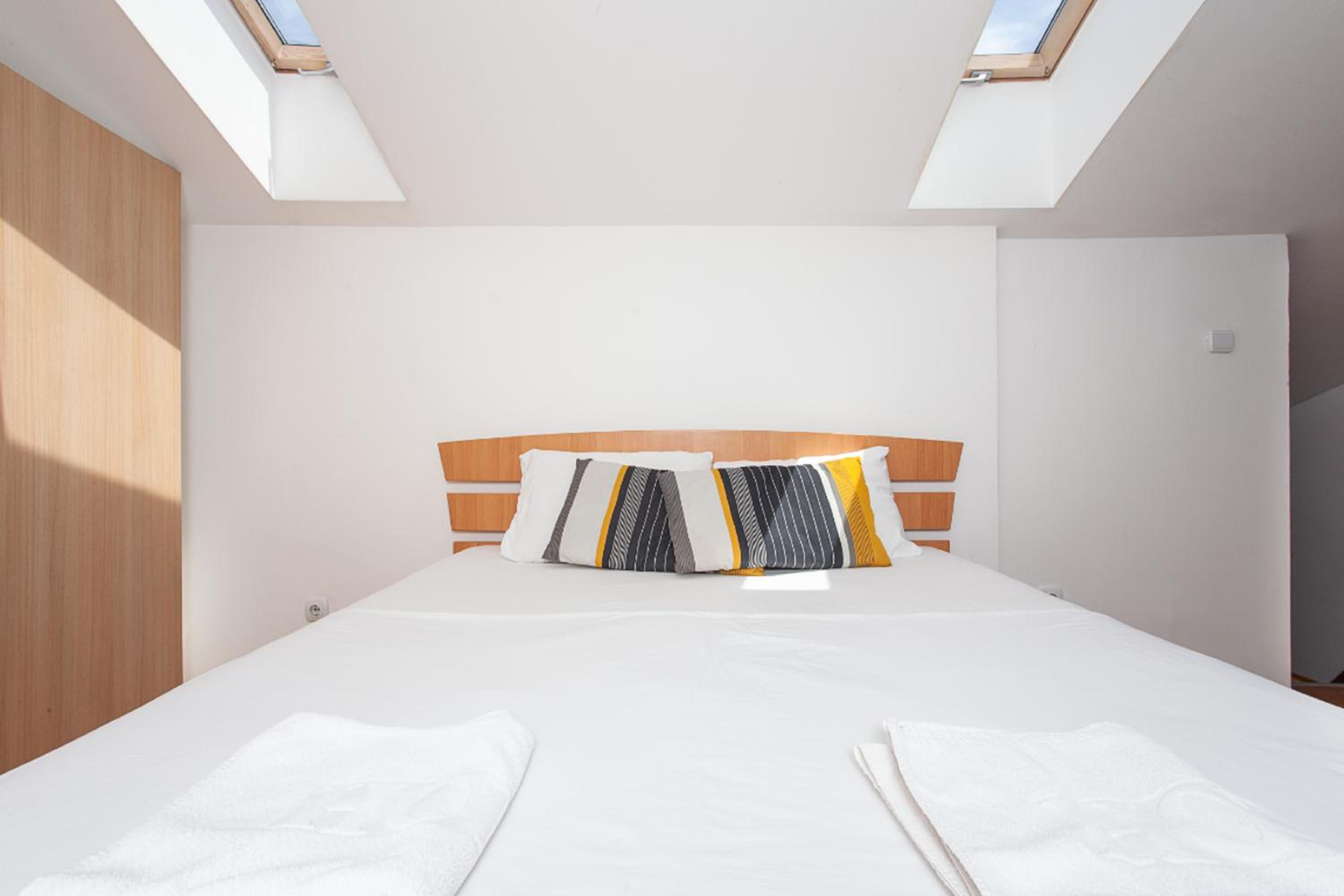 Urban Hostel & Apartments