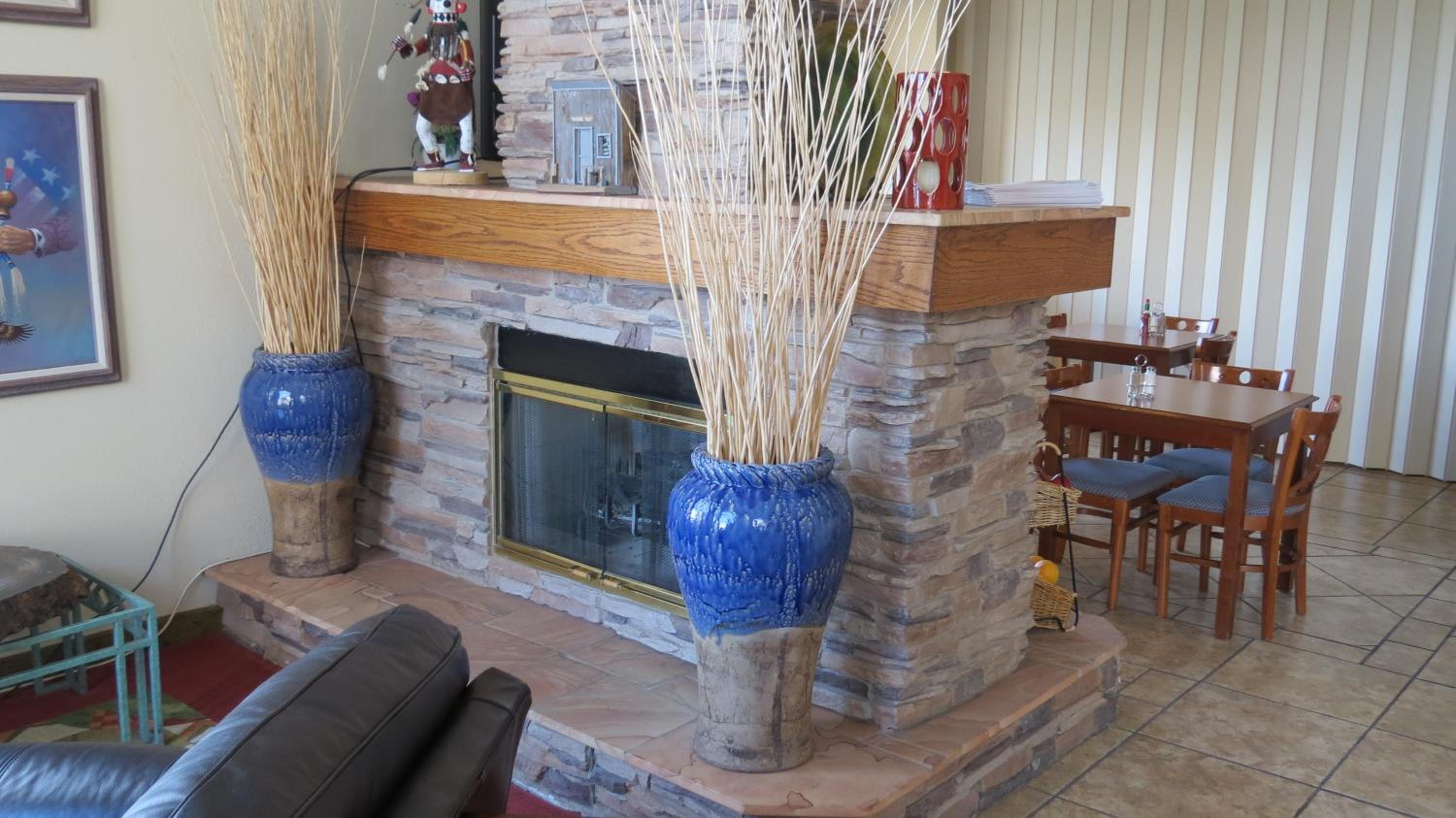 Holbrook Vacations - Baymont Inn  Suites by Wyndham Holbrook - Property Image 6