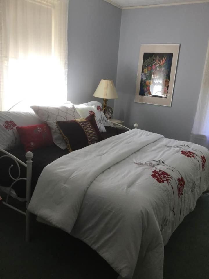 Pemberley House Bed and Breakfast