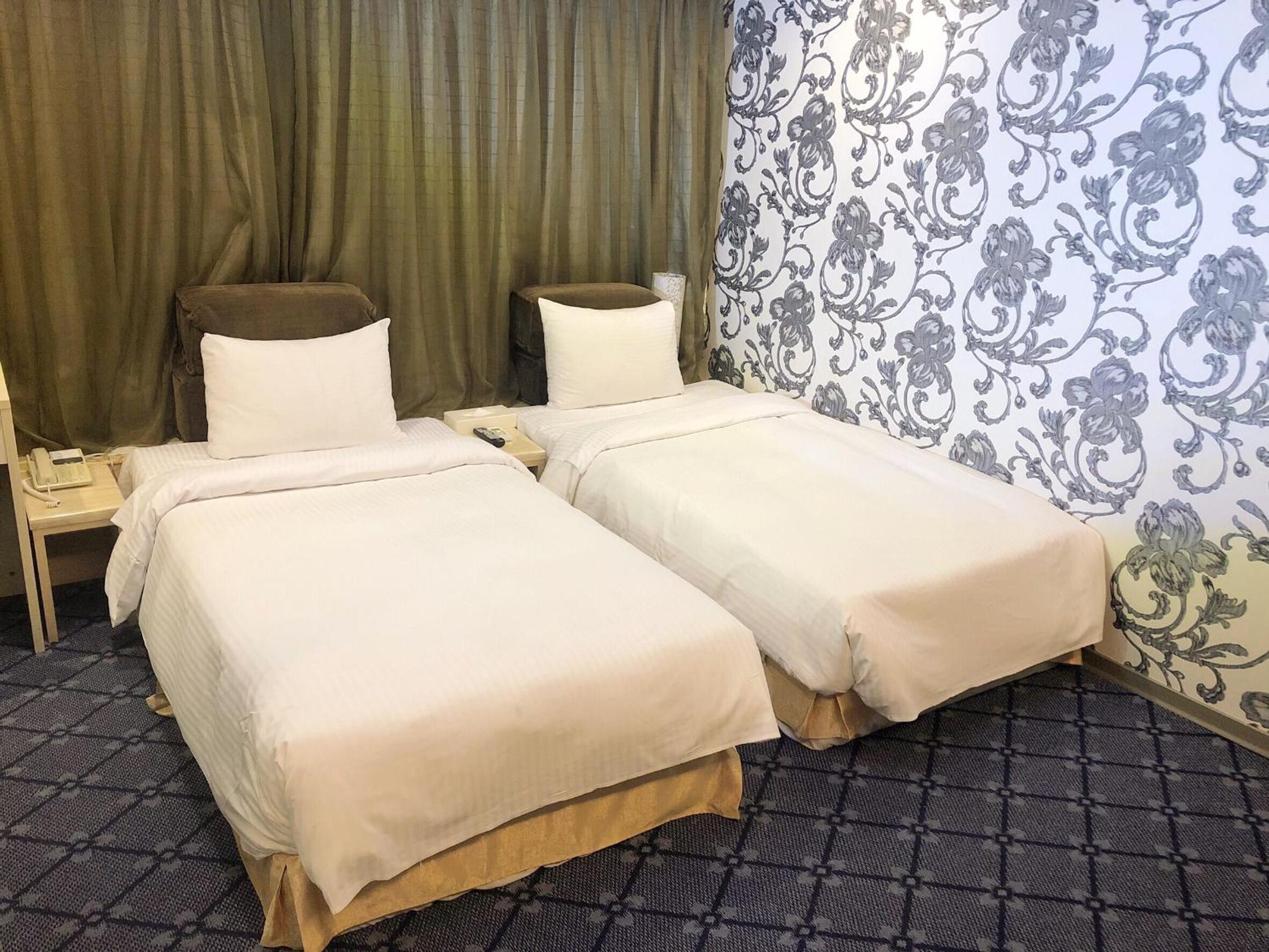 Say Love Hotel