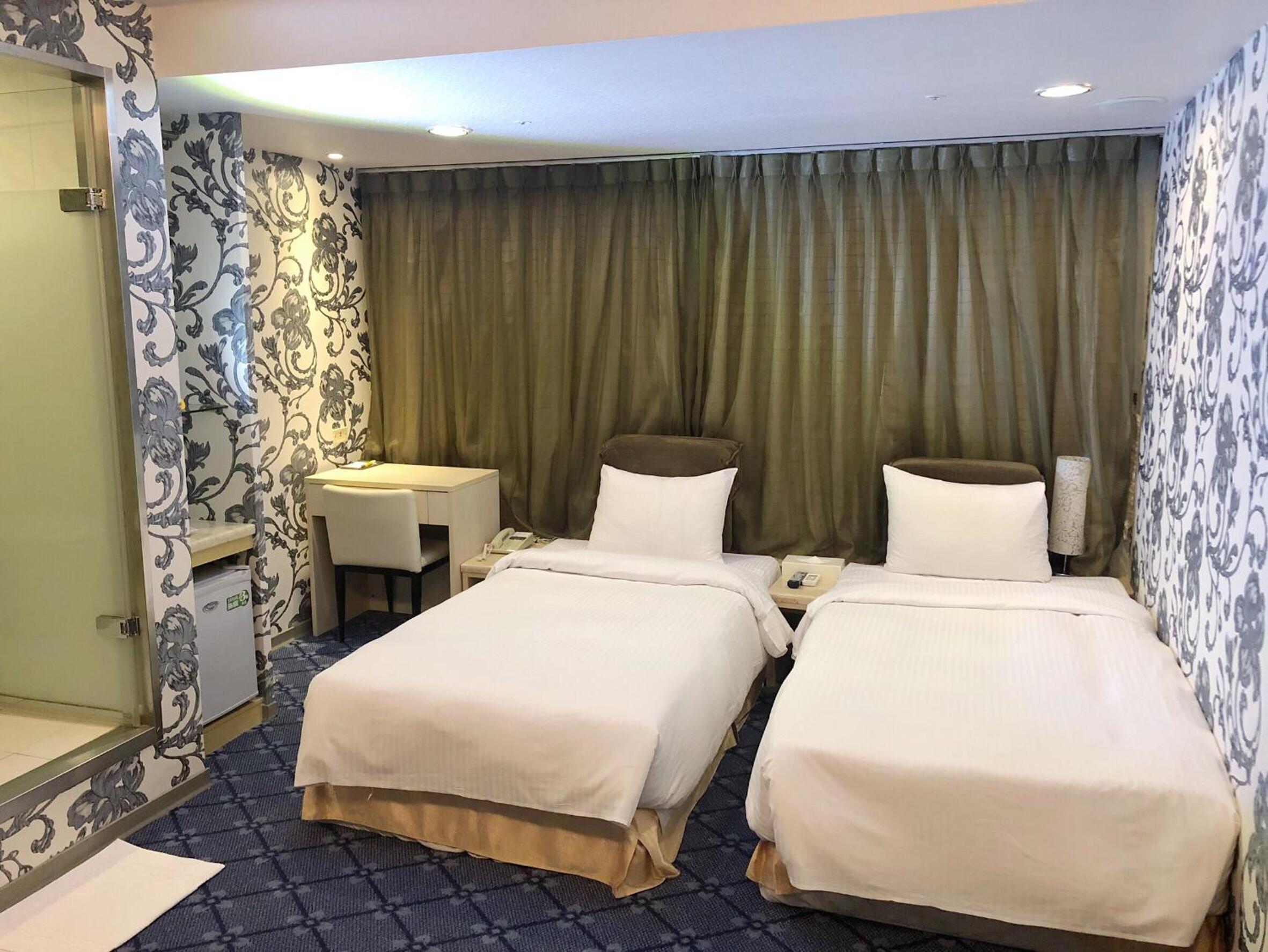Say Love Hotel