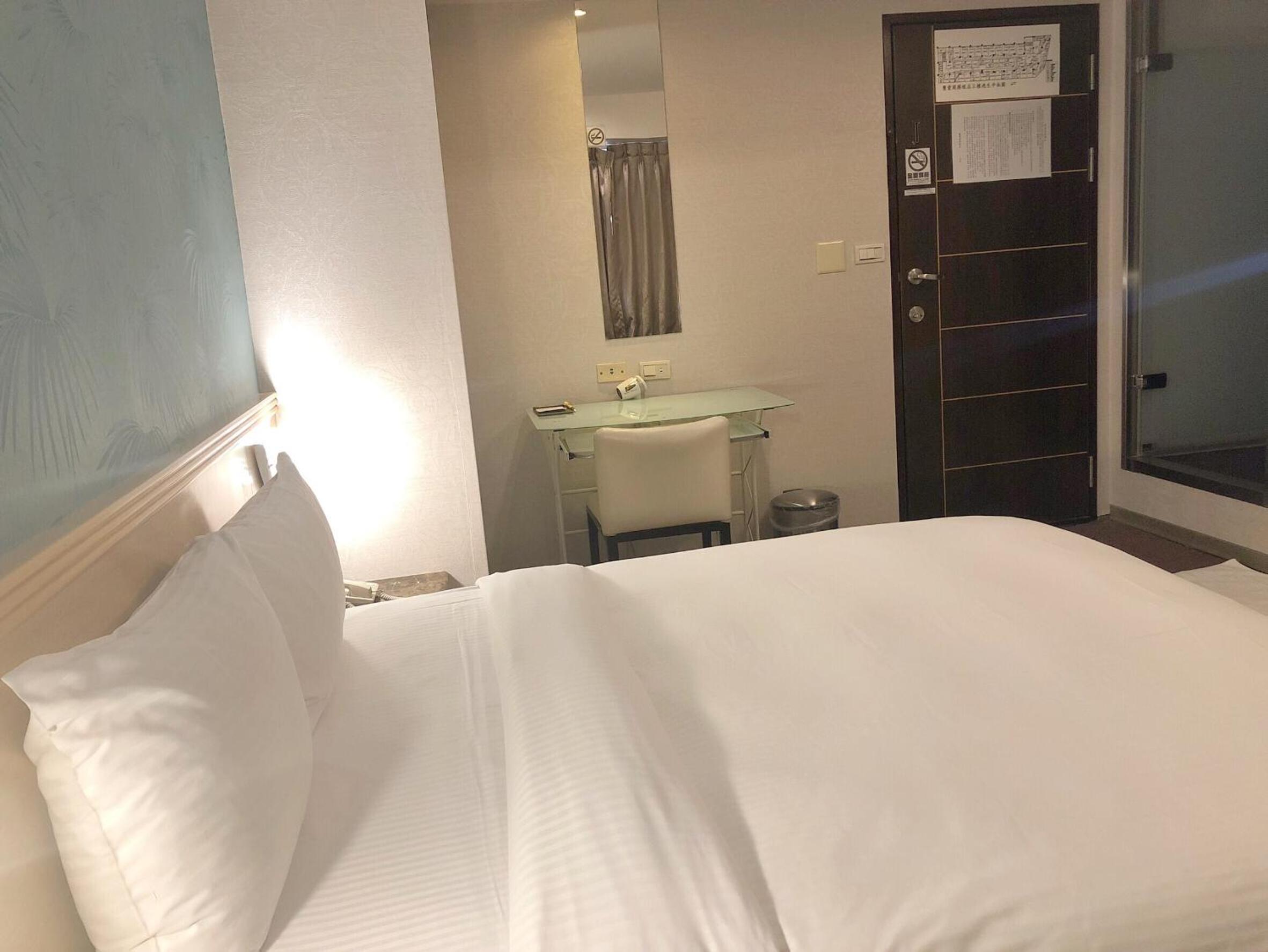 Say Love Hotel