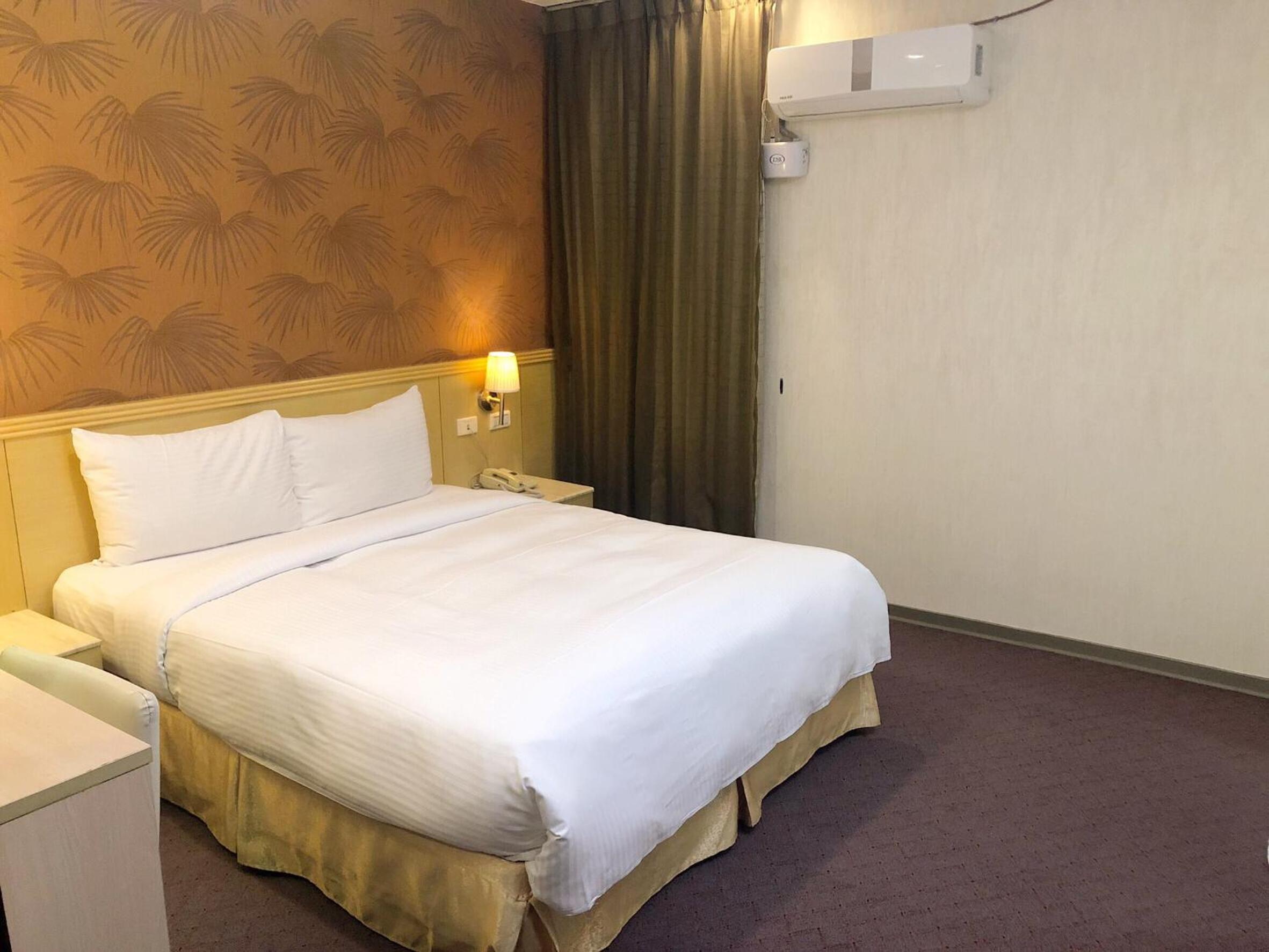Say Love Hotel