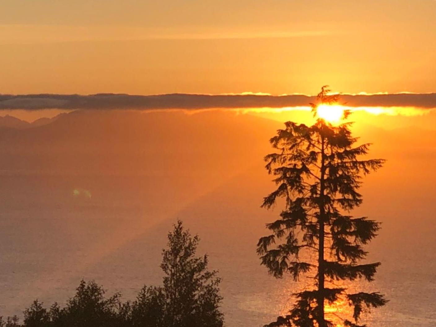 Nanaimo Vacations - Ocean Melody Vacation Rooms - Property Image 1