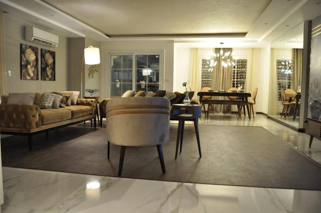 Apartment in Mohandesin (Families Only)