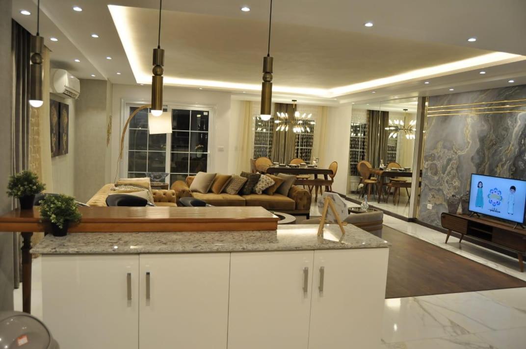 Apartment in Mohandesin (Families Only)