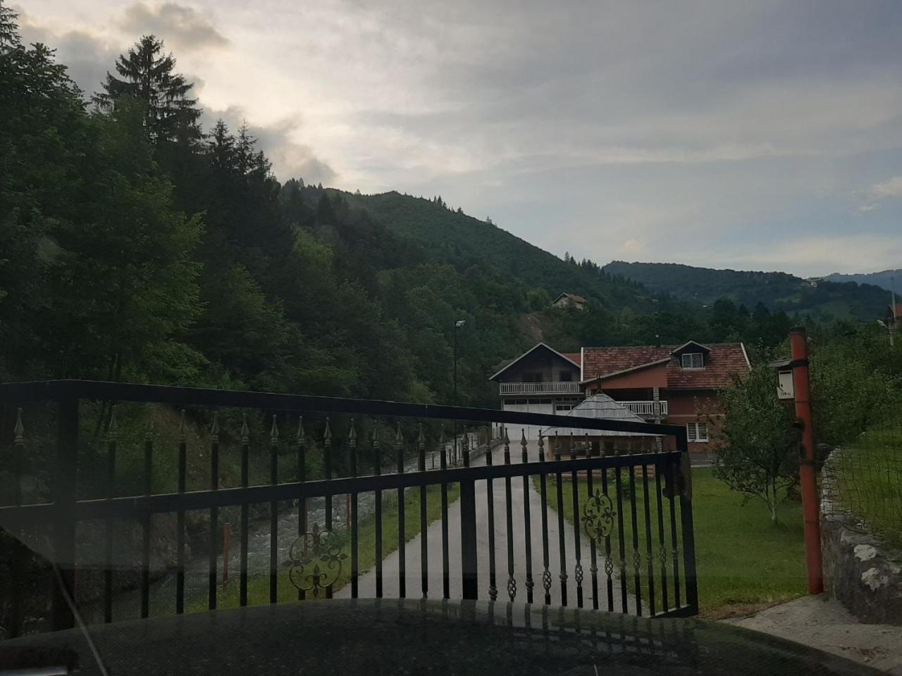 Demmir