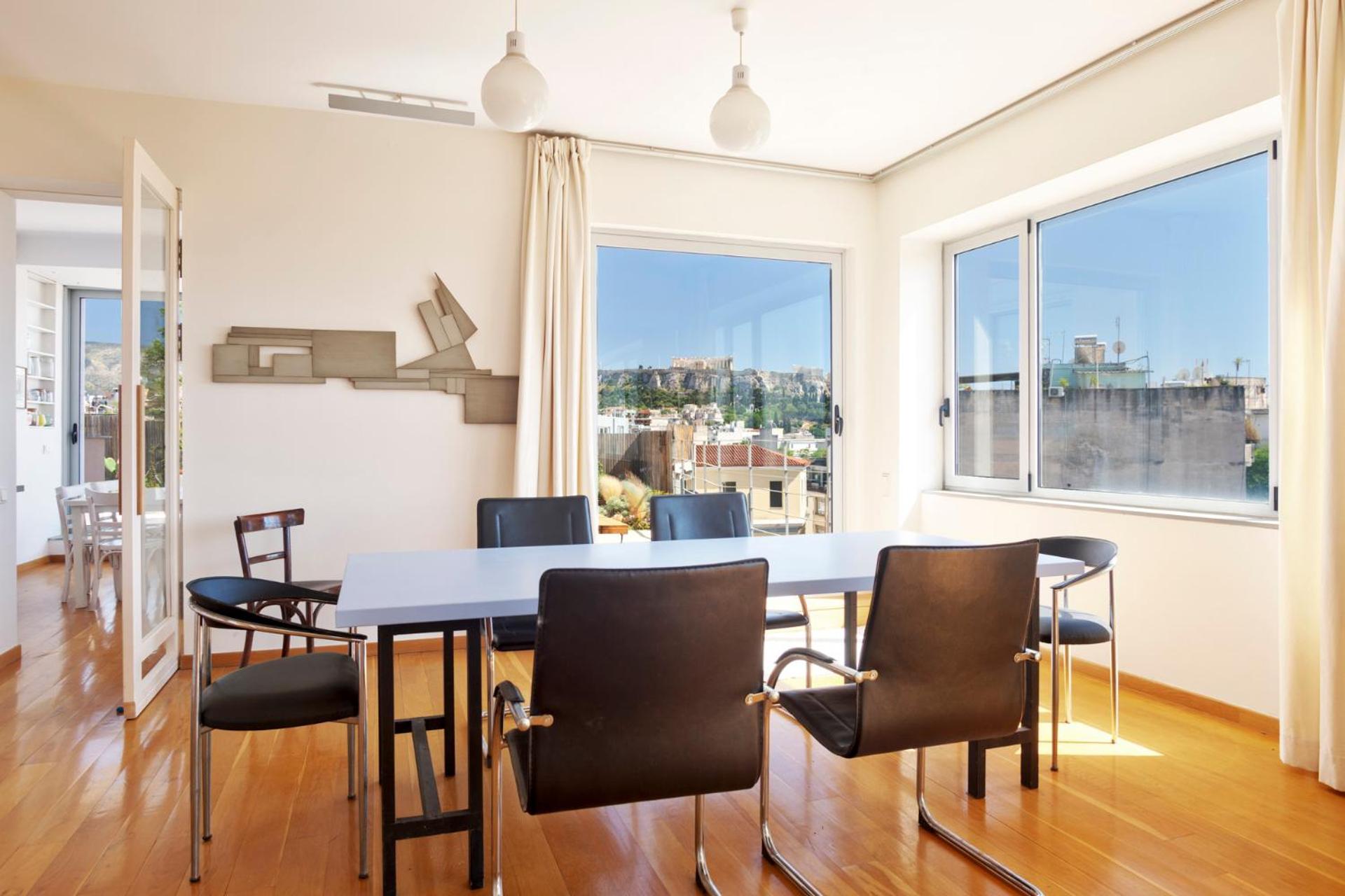 Impressive Apartment with Amazing Views - MK1