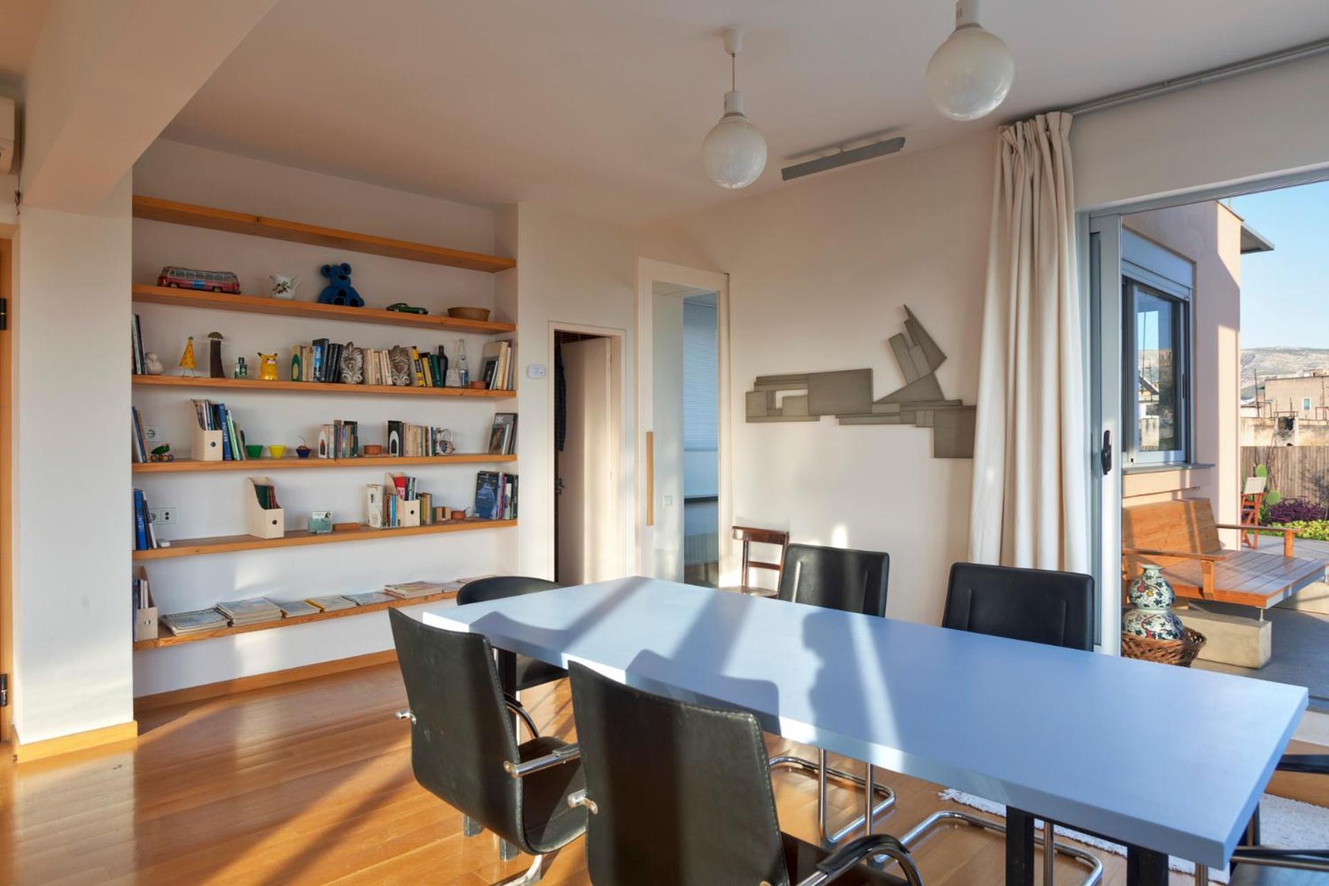 Impressive Apartment with Amazing Views - MK1