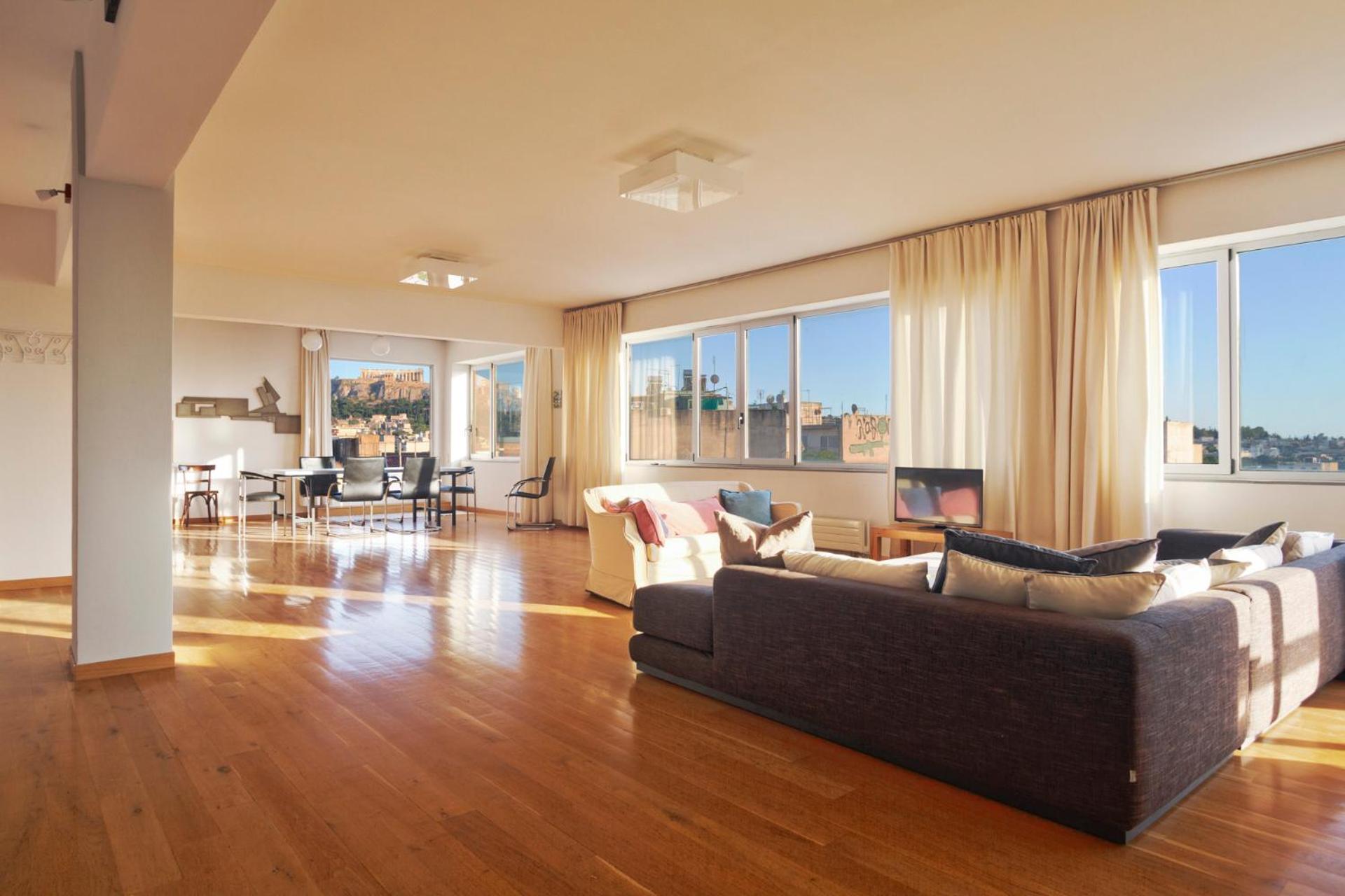 Impressive Apartment with Amazing Views - MK1