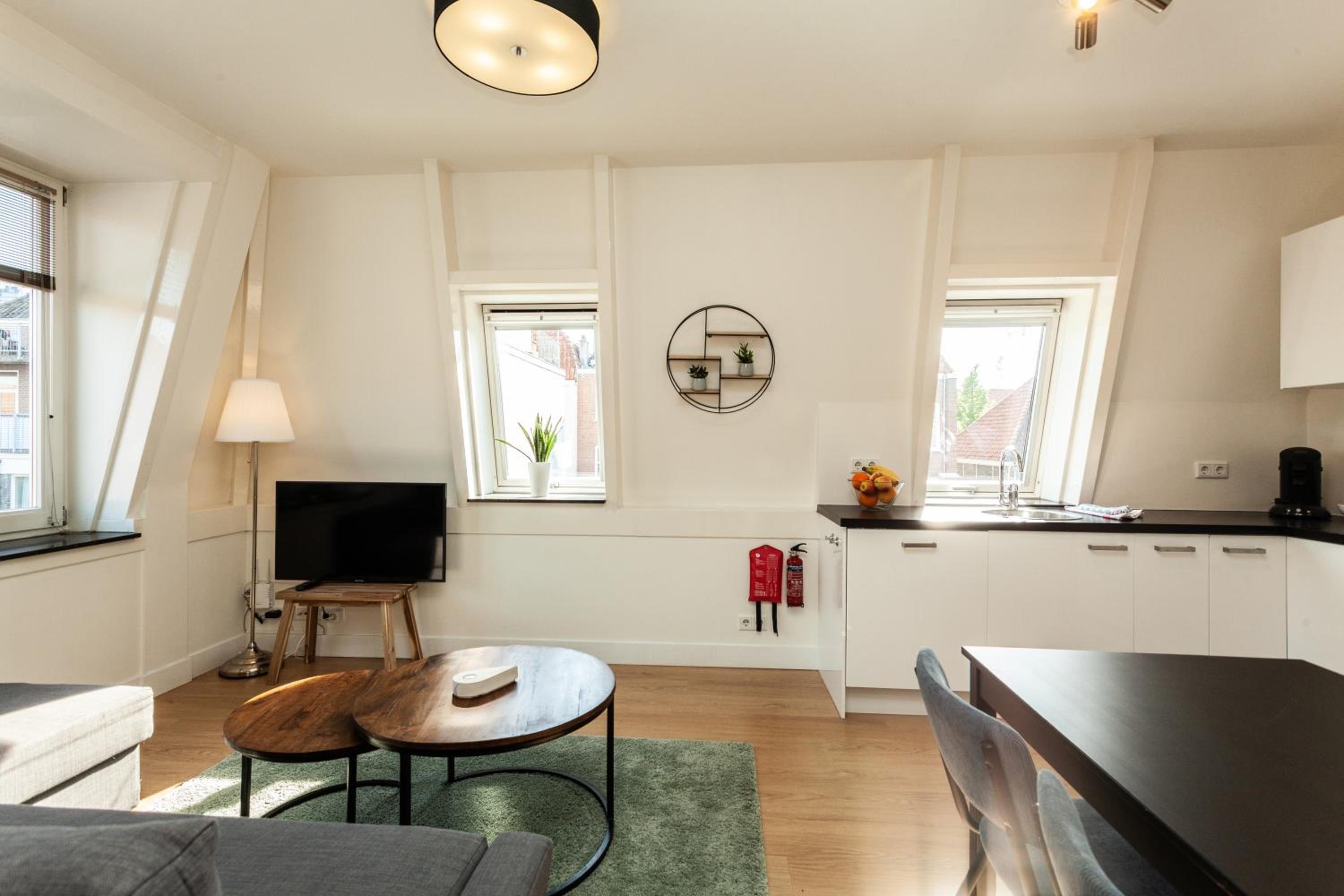 Stayci Serviced Apartments Central Station