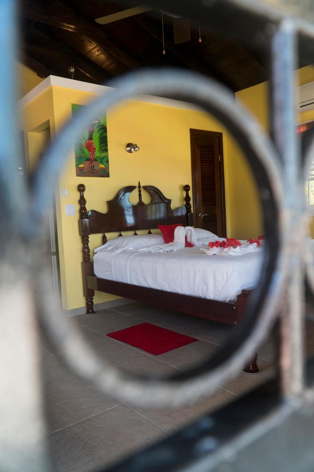 Inn at White Horse Guest House