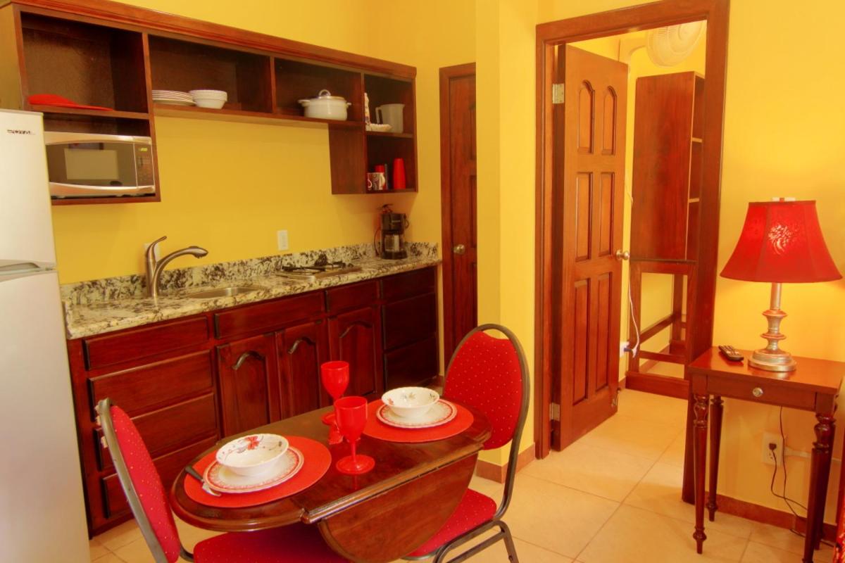 Inn at White Horse Guest House