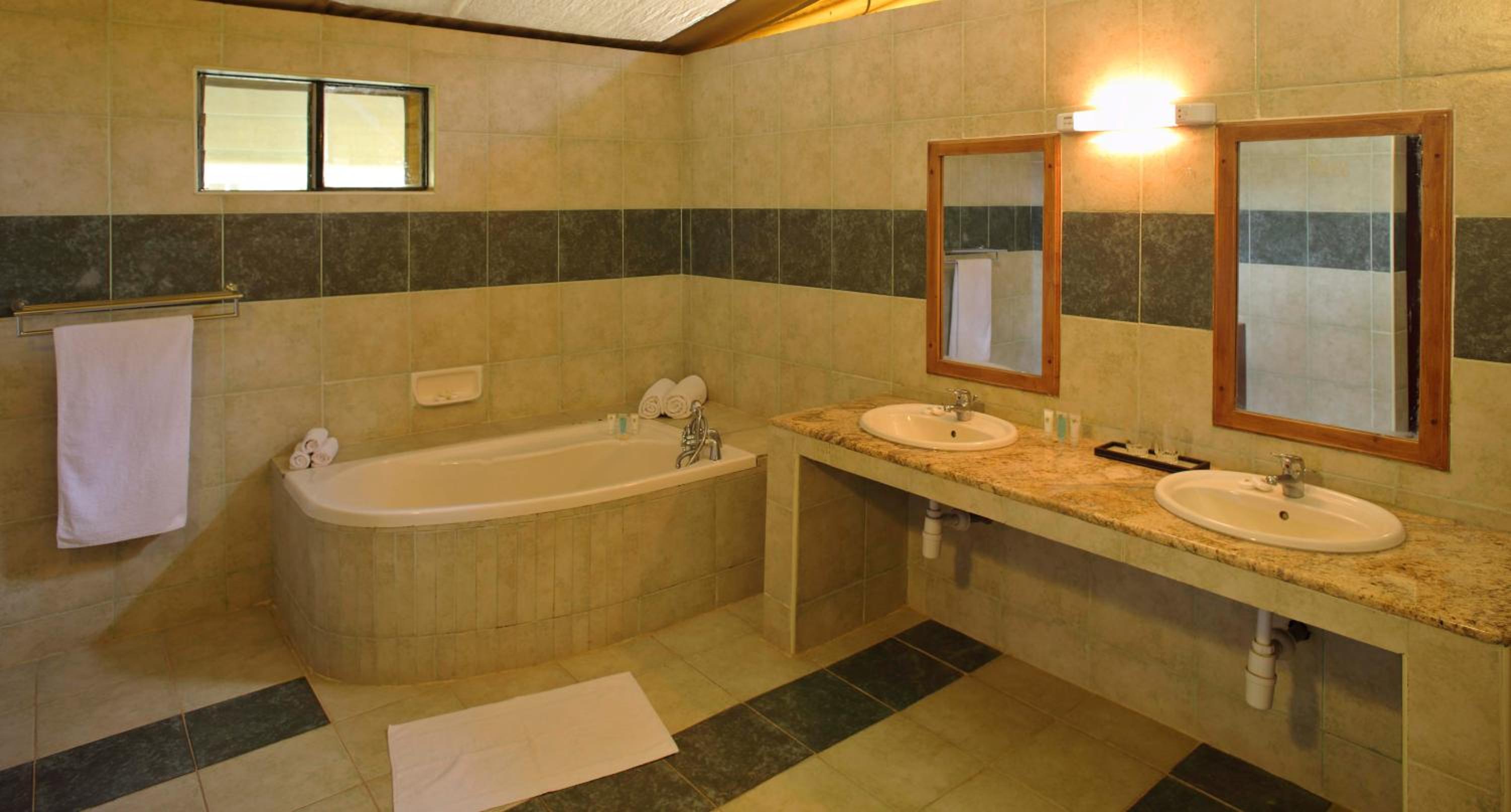 Mara Leisure Camp