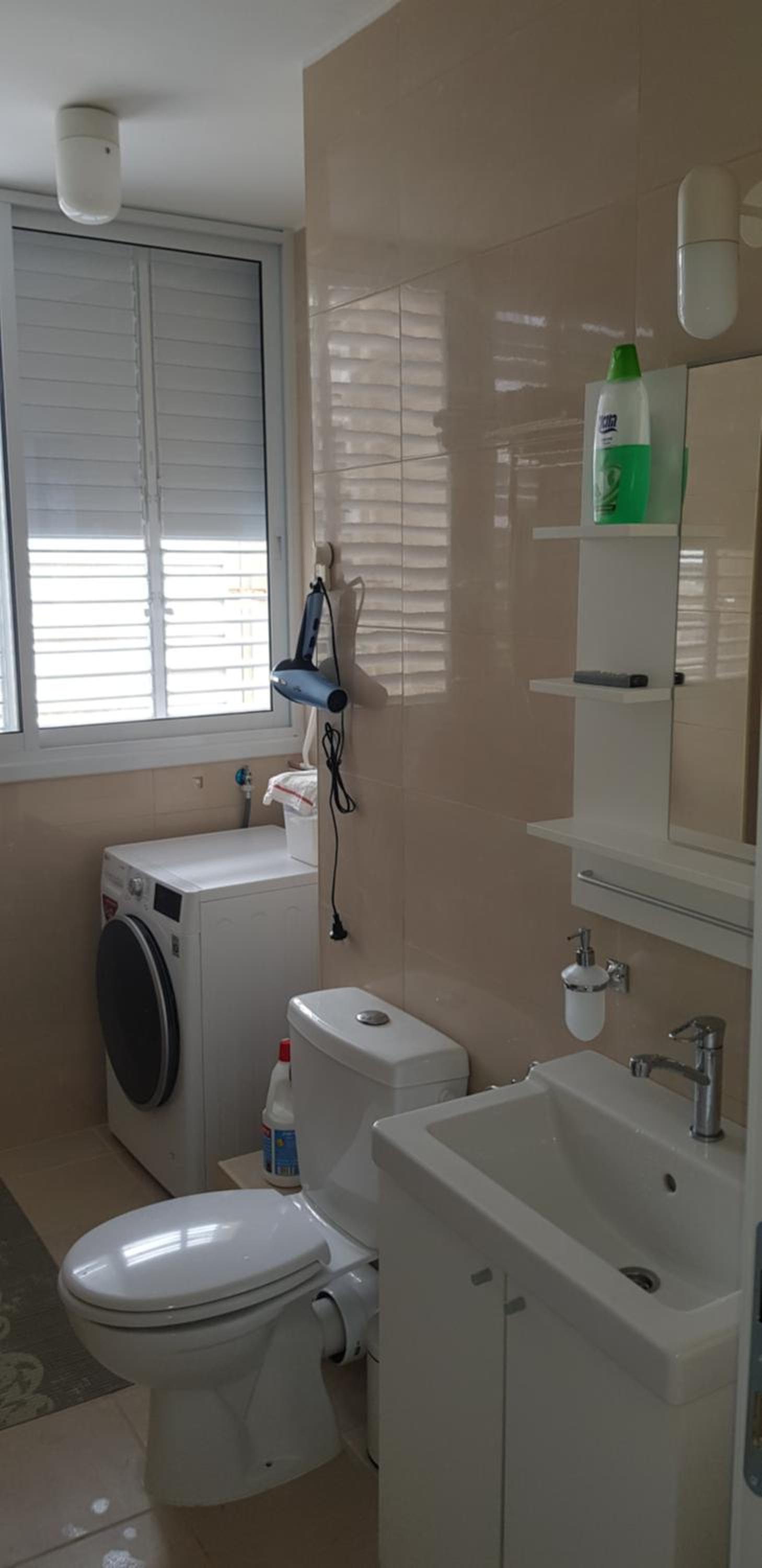 2 BDR Nitza appartment with balkony view 2