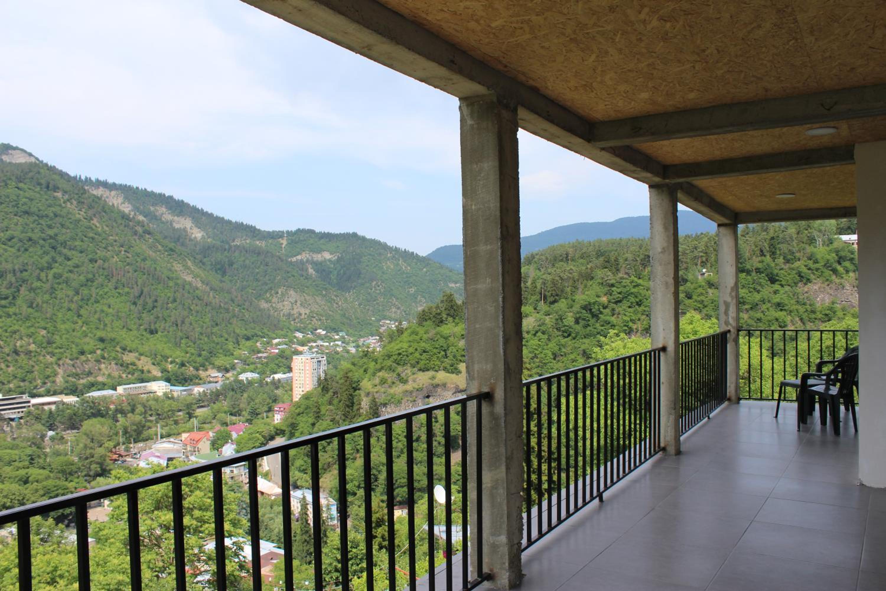 Photo 12