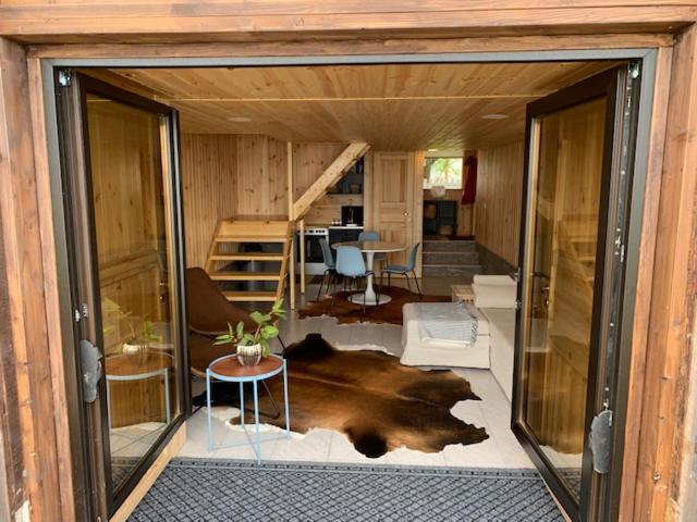 Small Vinter Summer House