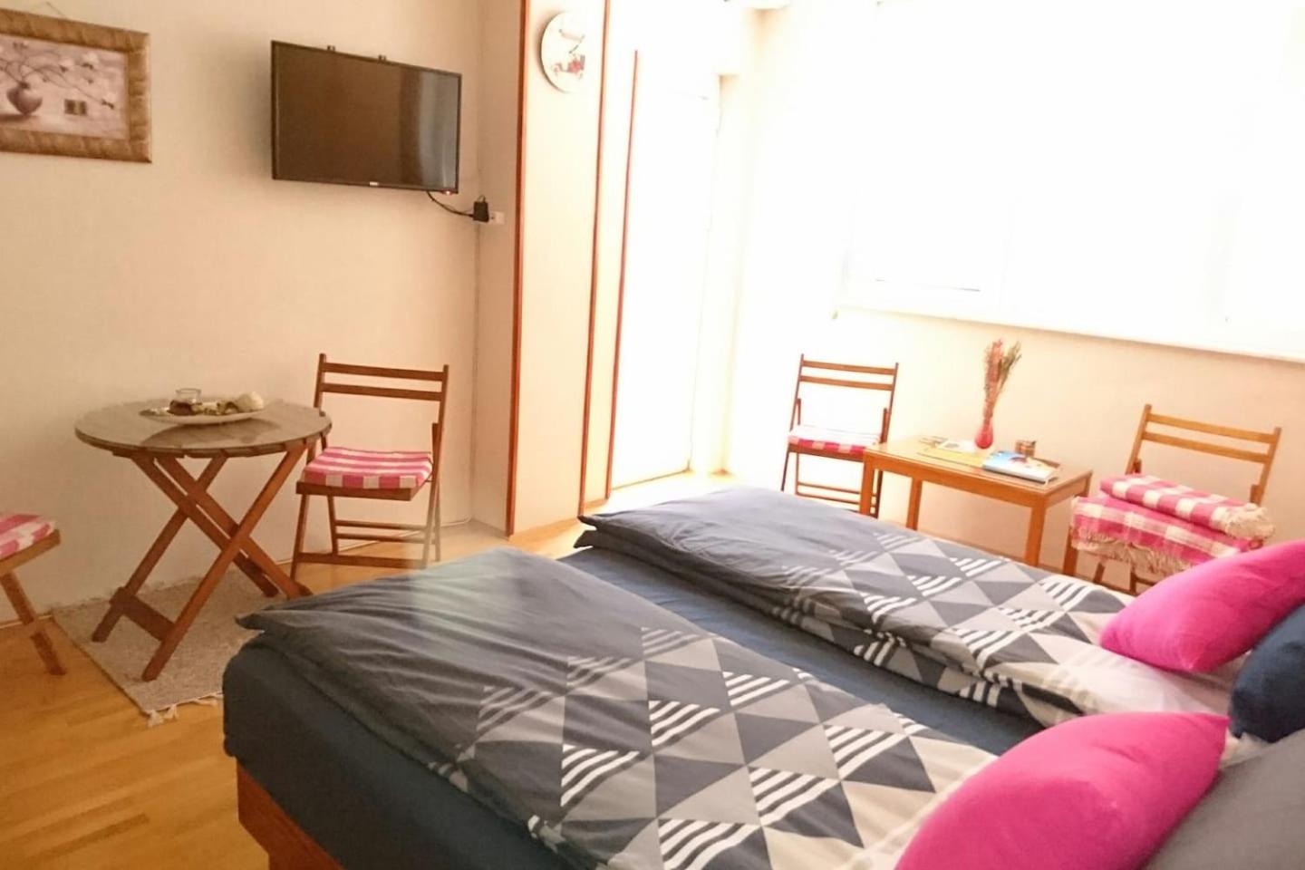 Hellena Apartment