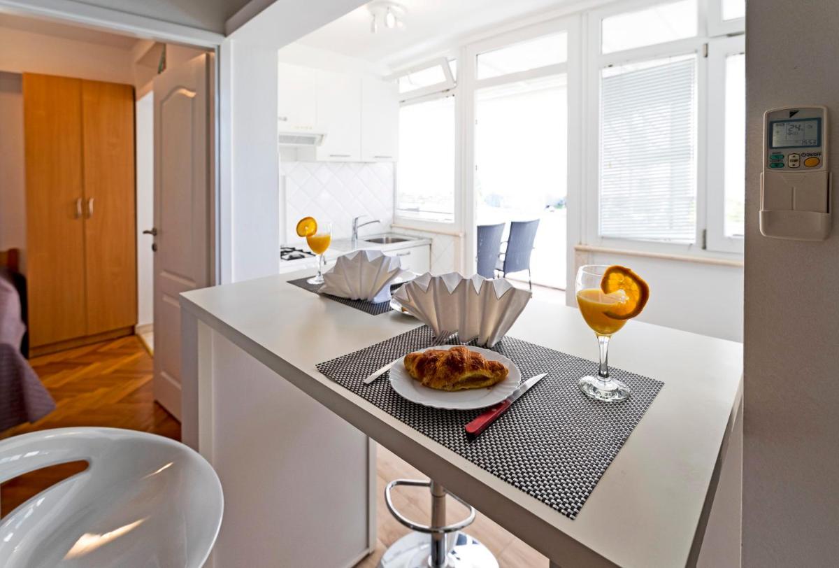Apartment Marina