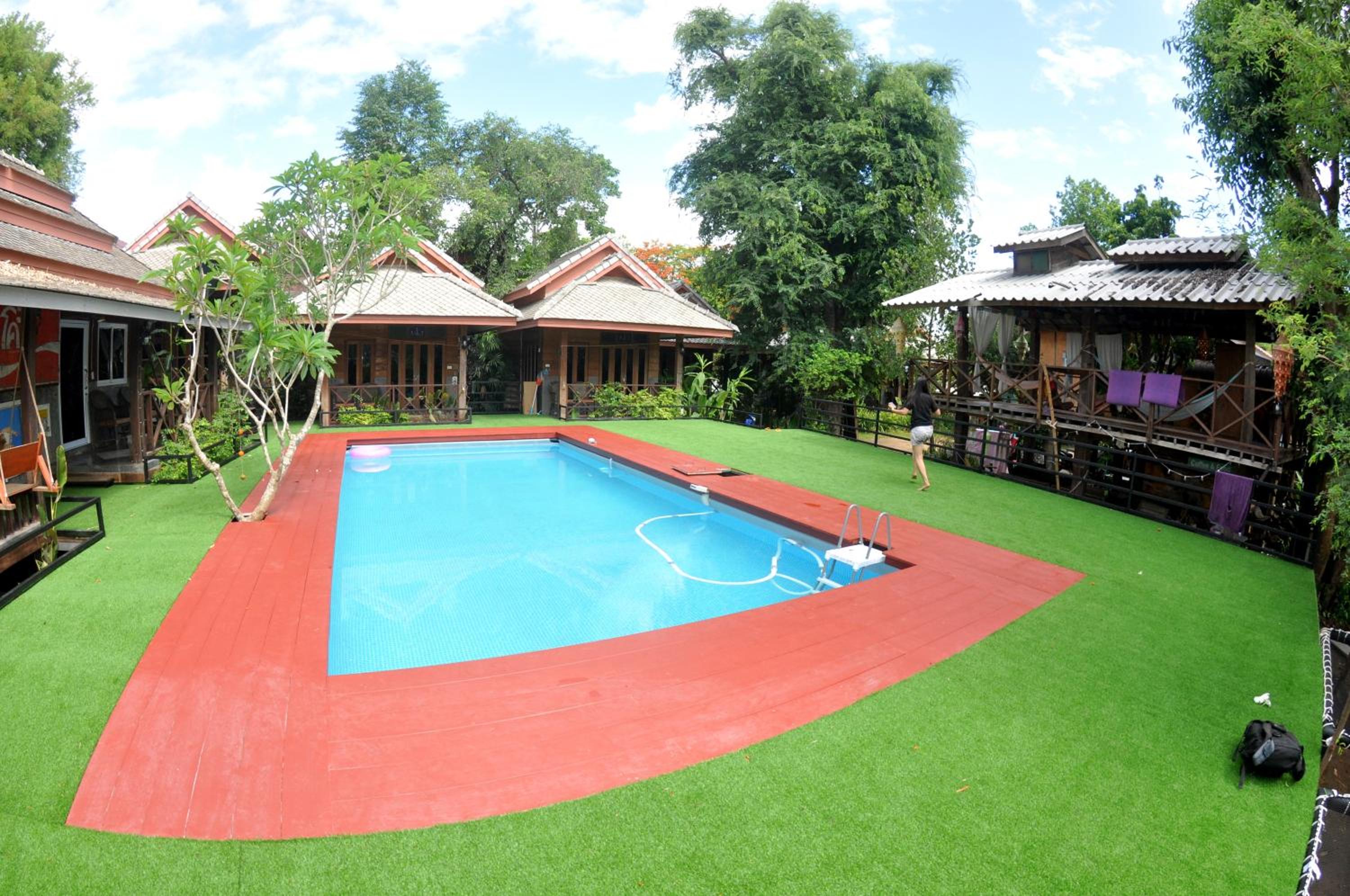 Sawasdeepai River Resort