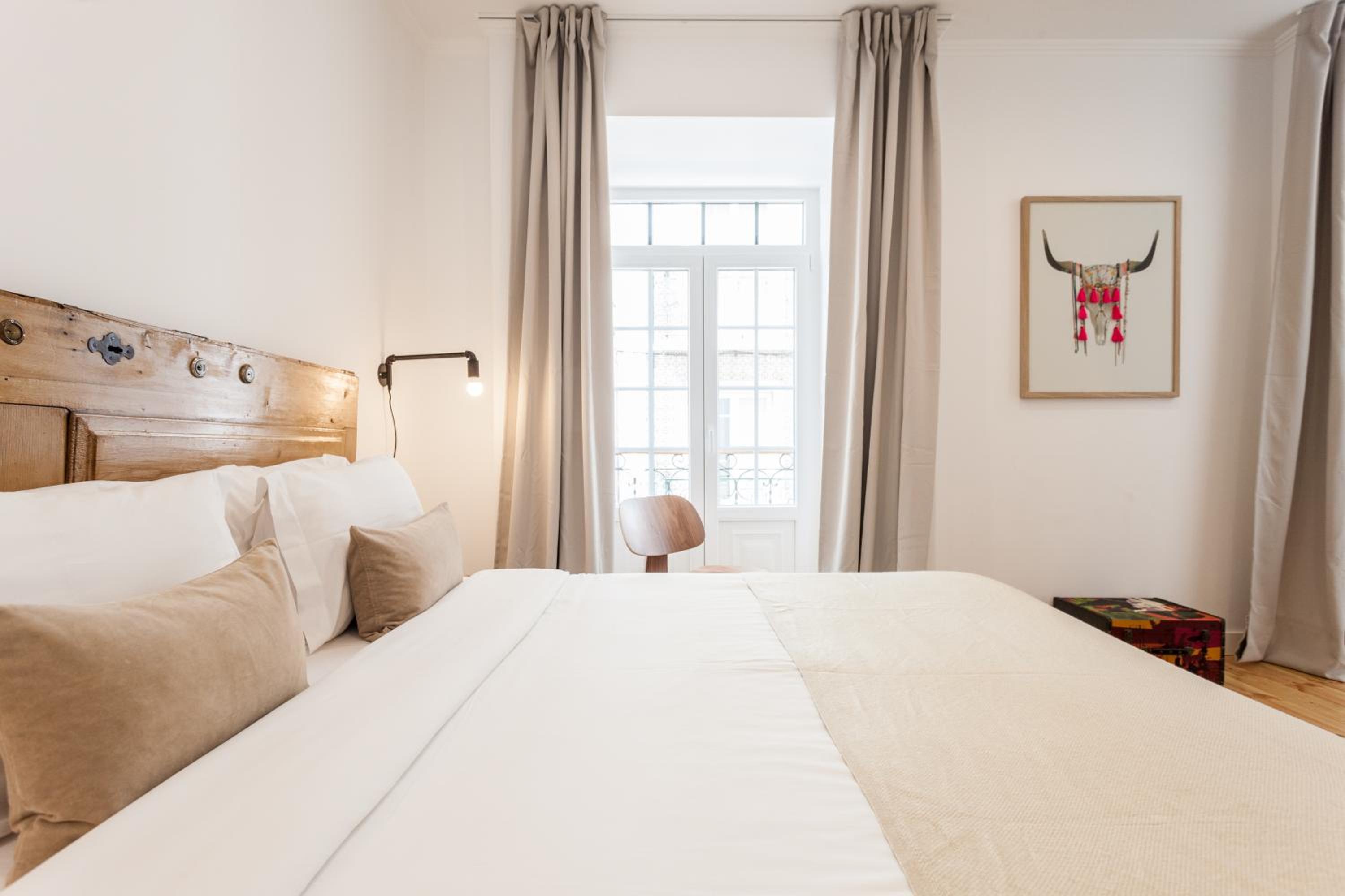 Your Lisbon Home Bairro Alto view 5