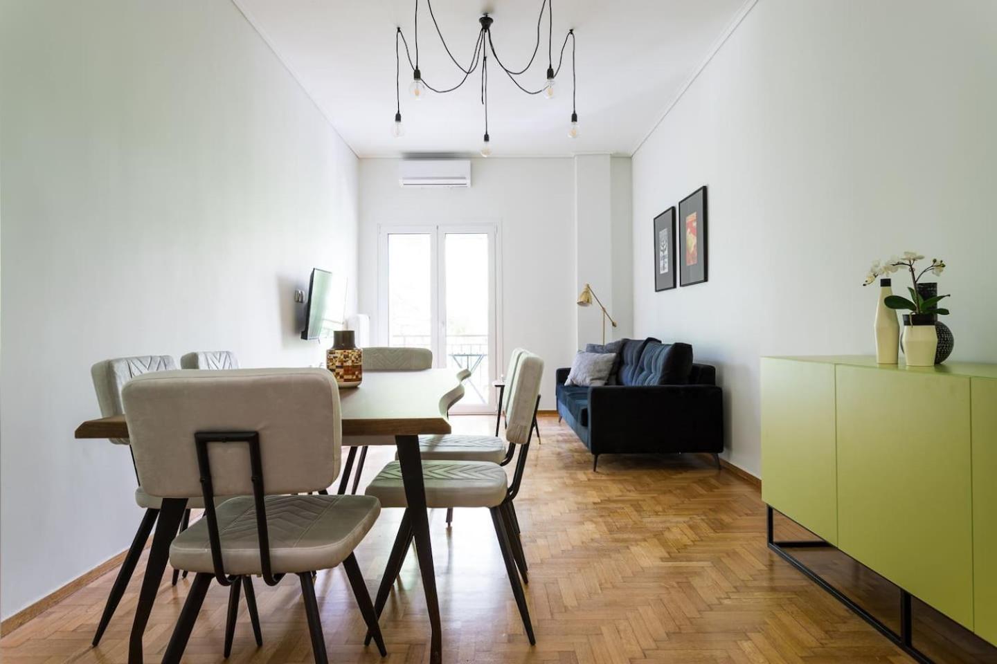 Luxurious Family Home in the Heart of Athens