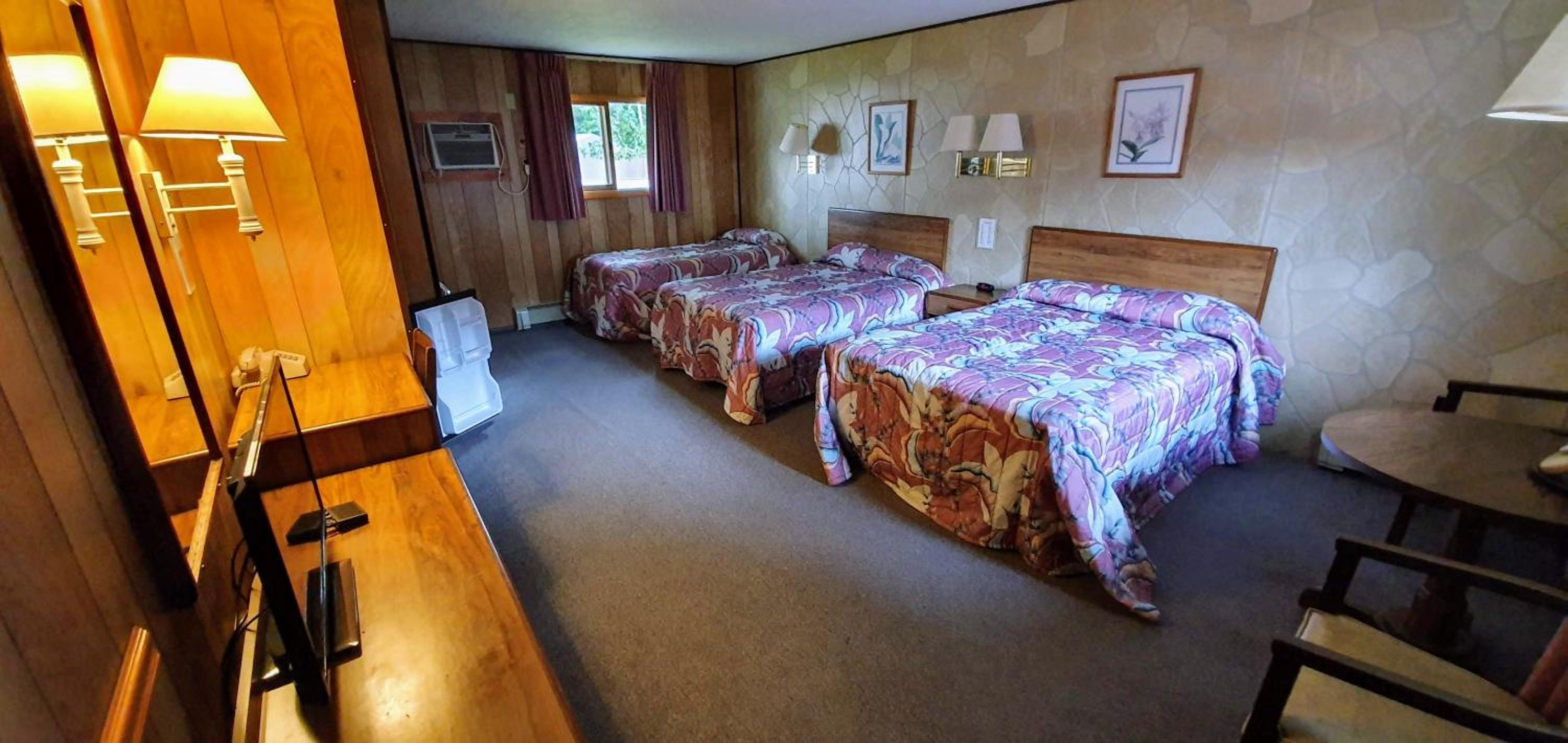 Red Ranch Inn