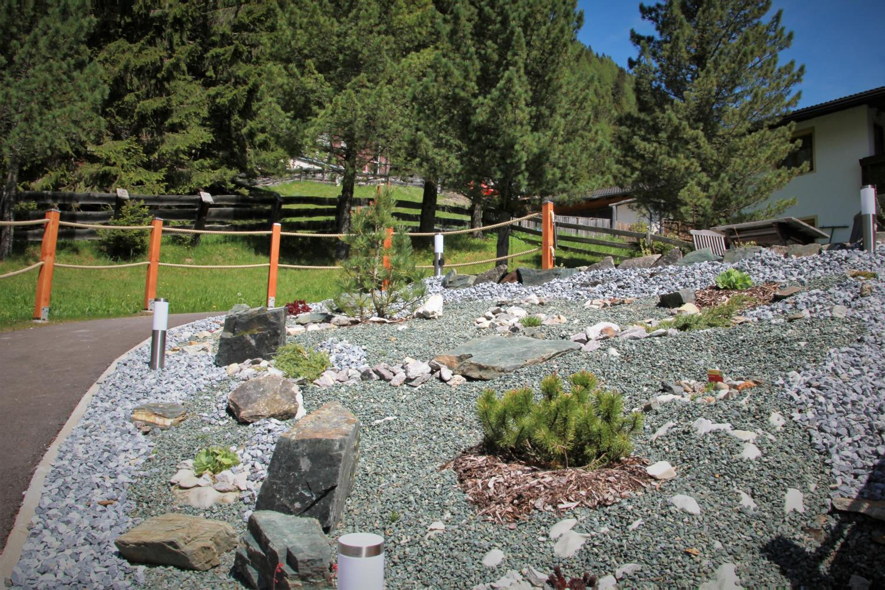 Photo 47